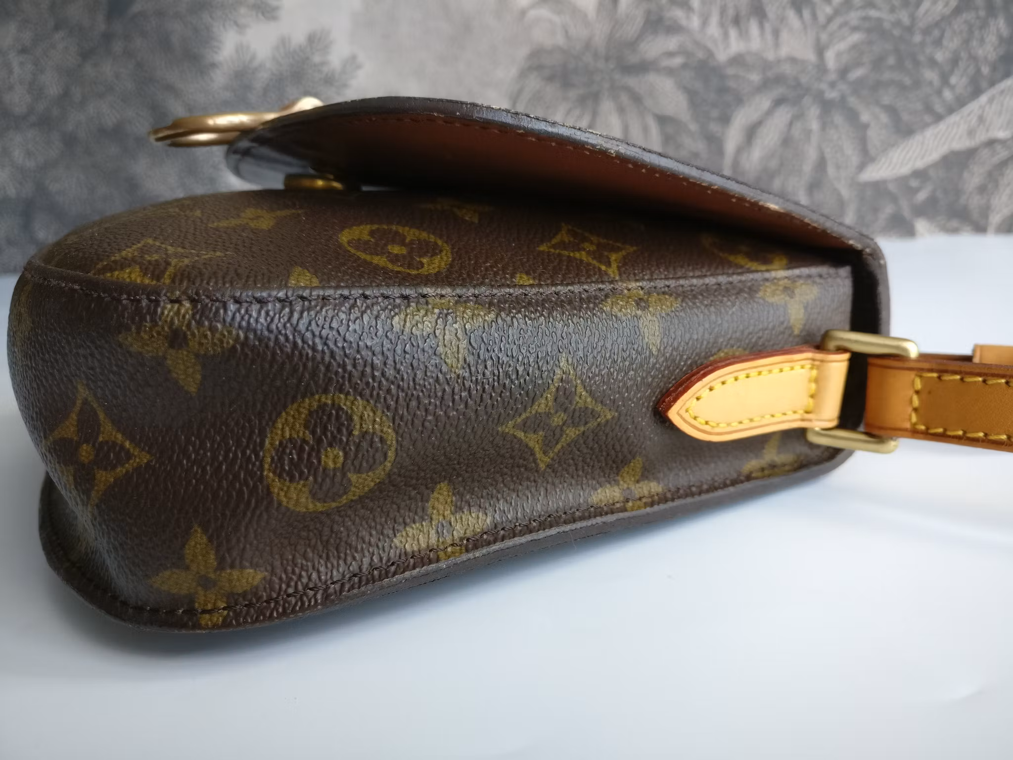 Louis Vuitton St Cloud MM