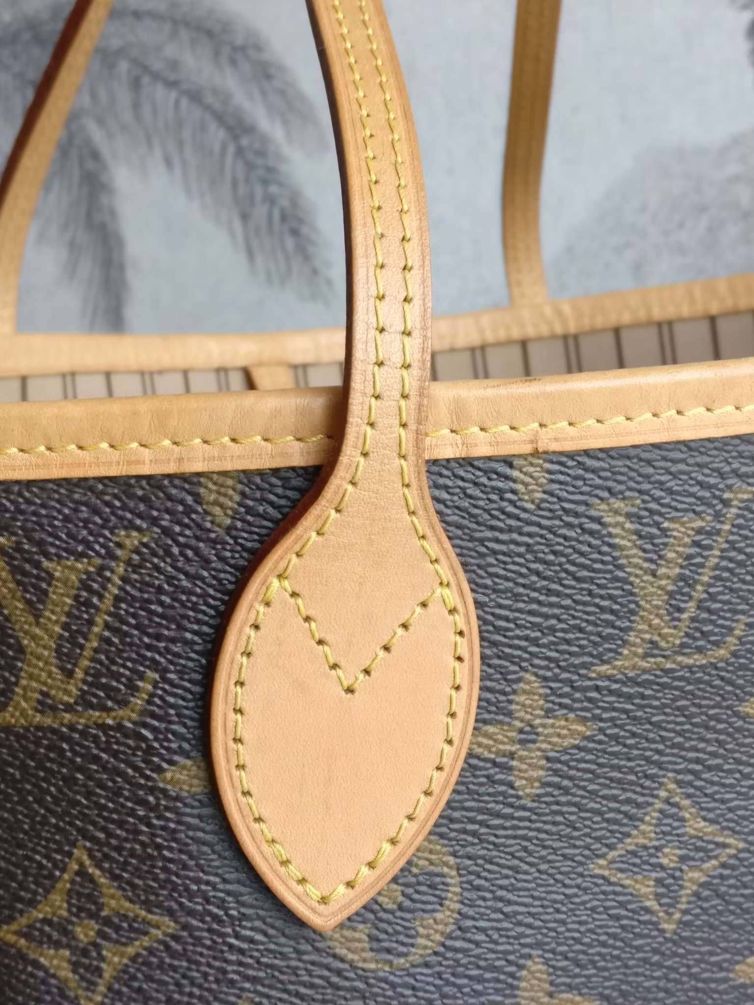 Louis Vuitton Neverfull MM monogram
