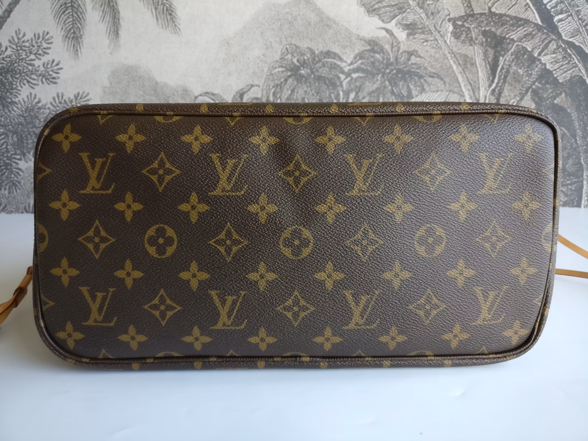 Louis Vuitton Neverfull MM monogram