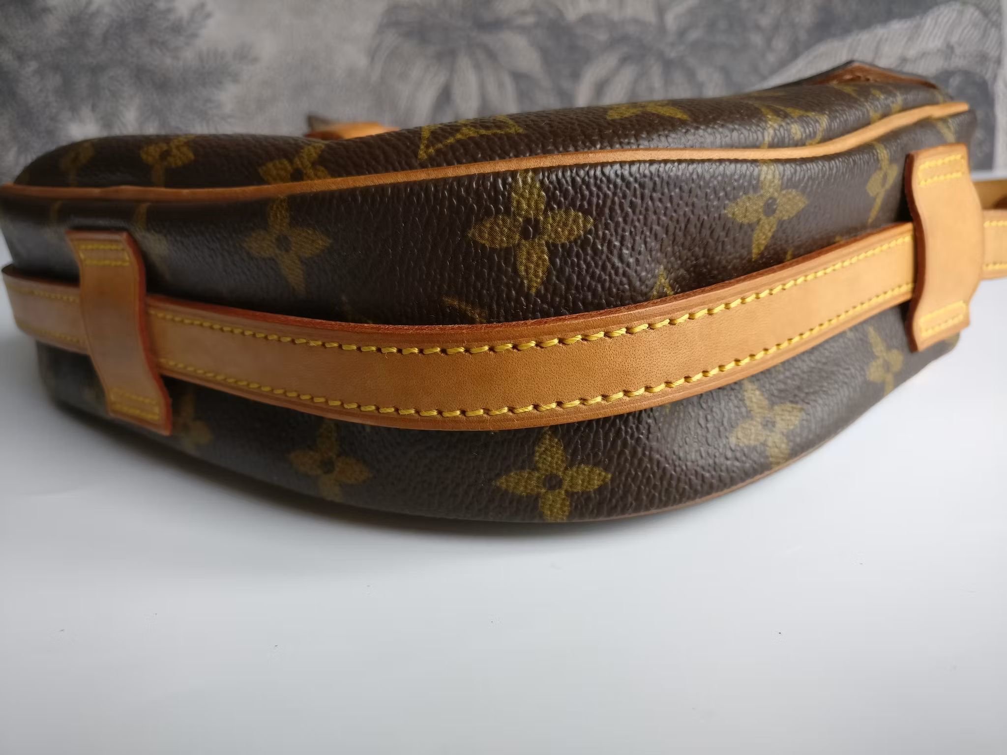 Louis Vuitton Jeune Fille MM