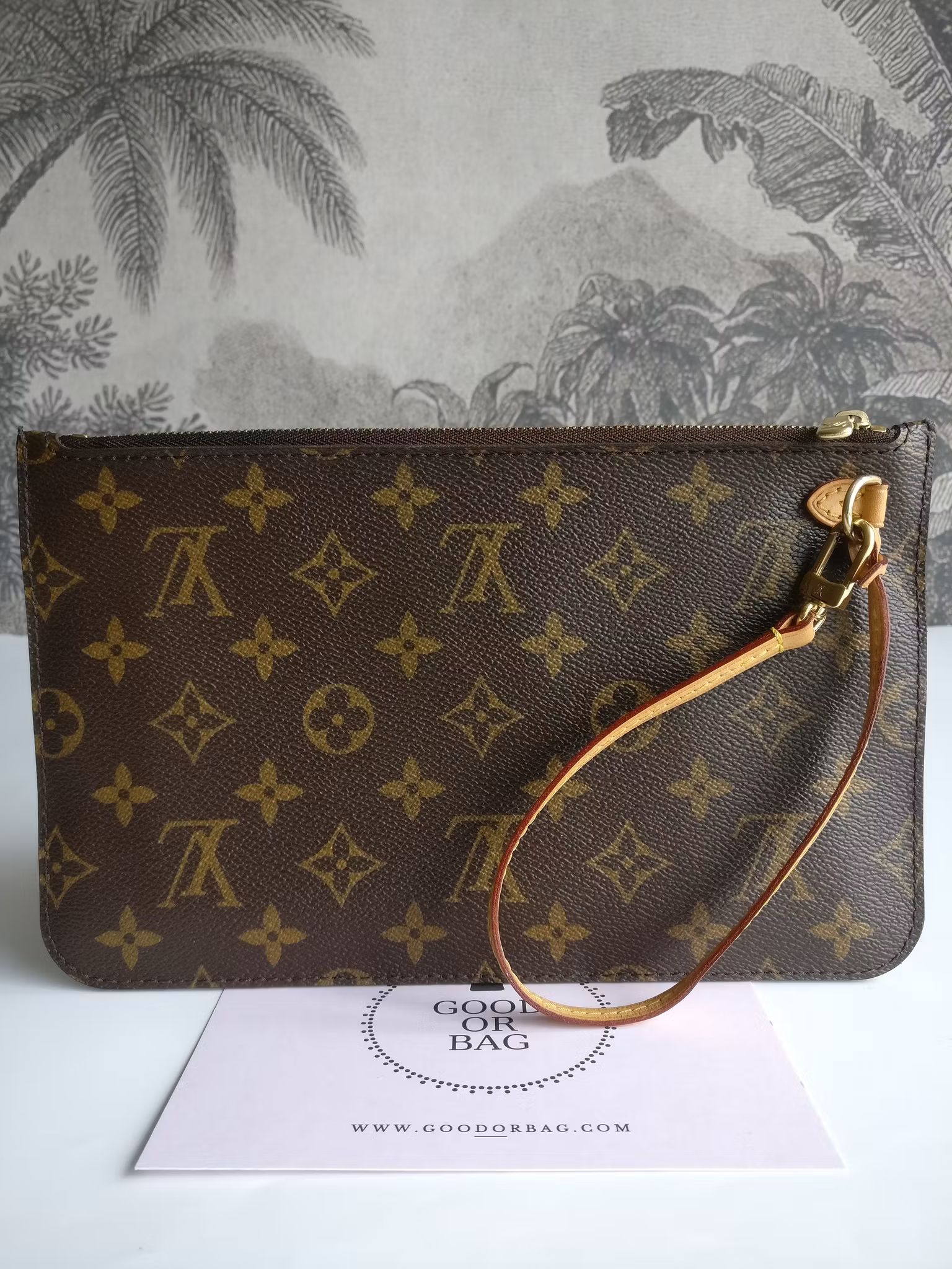Louis Vuitton Neverfull MM/GM pouch