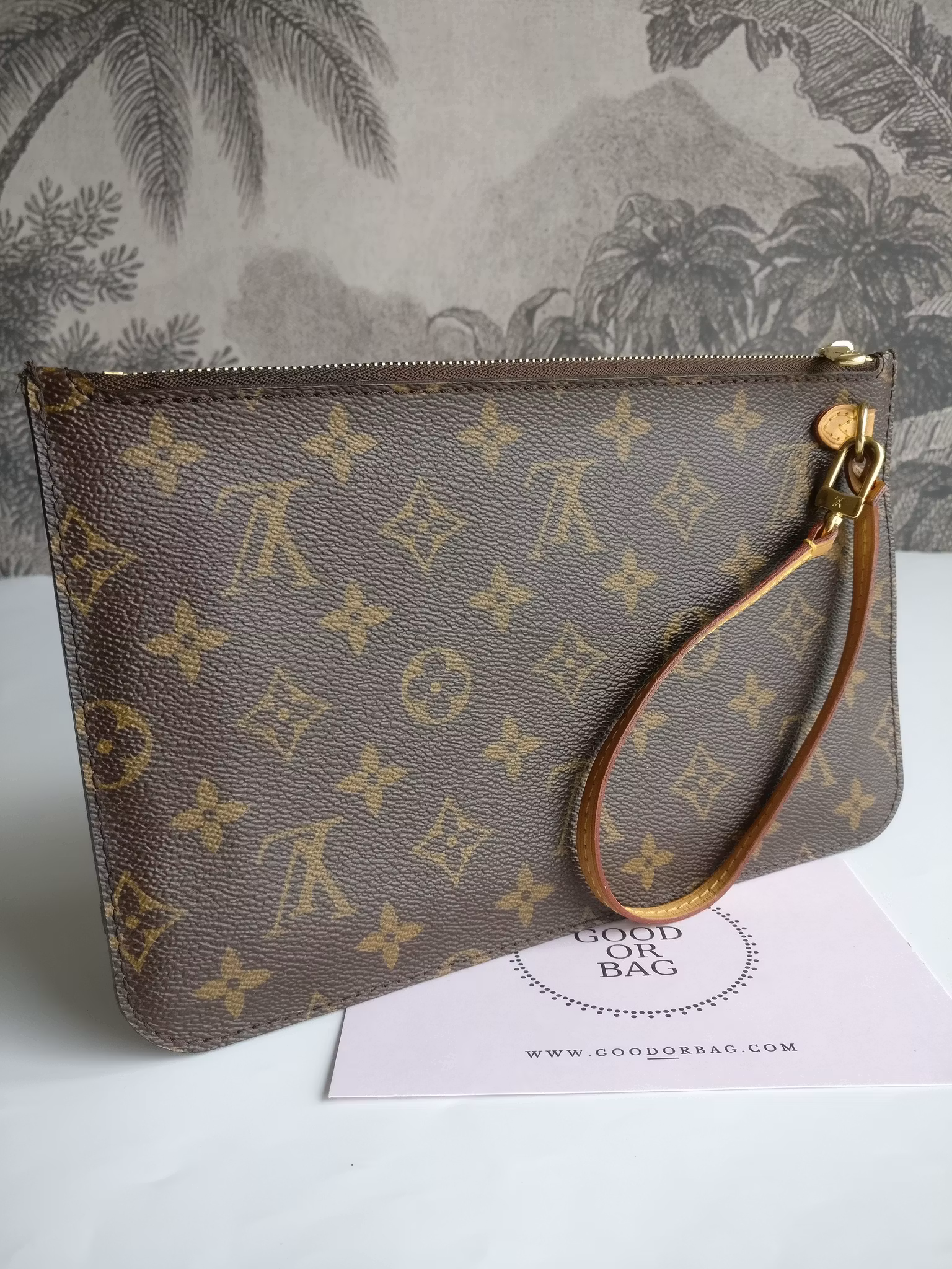 Louis Vuitton Neverfull MM/GM pouch
