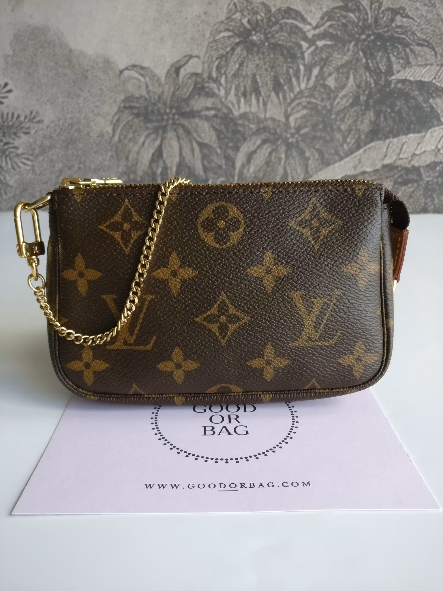 Louis Vuitton Mini Pochette Accessoires