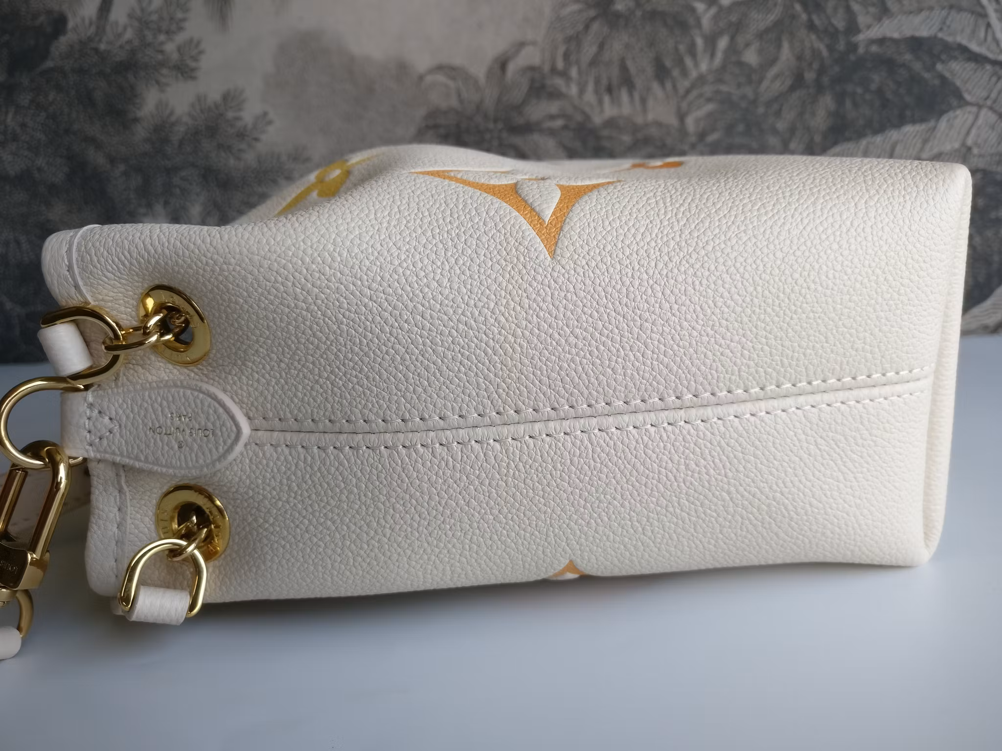 Louis Vuitton LV Summer Bundle 2 way