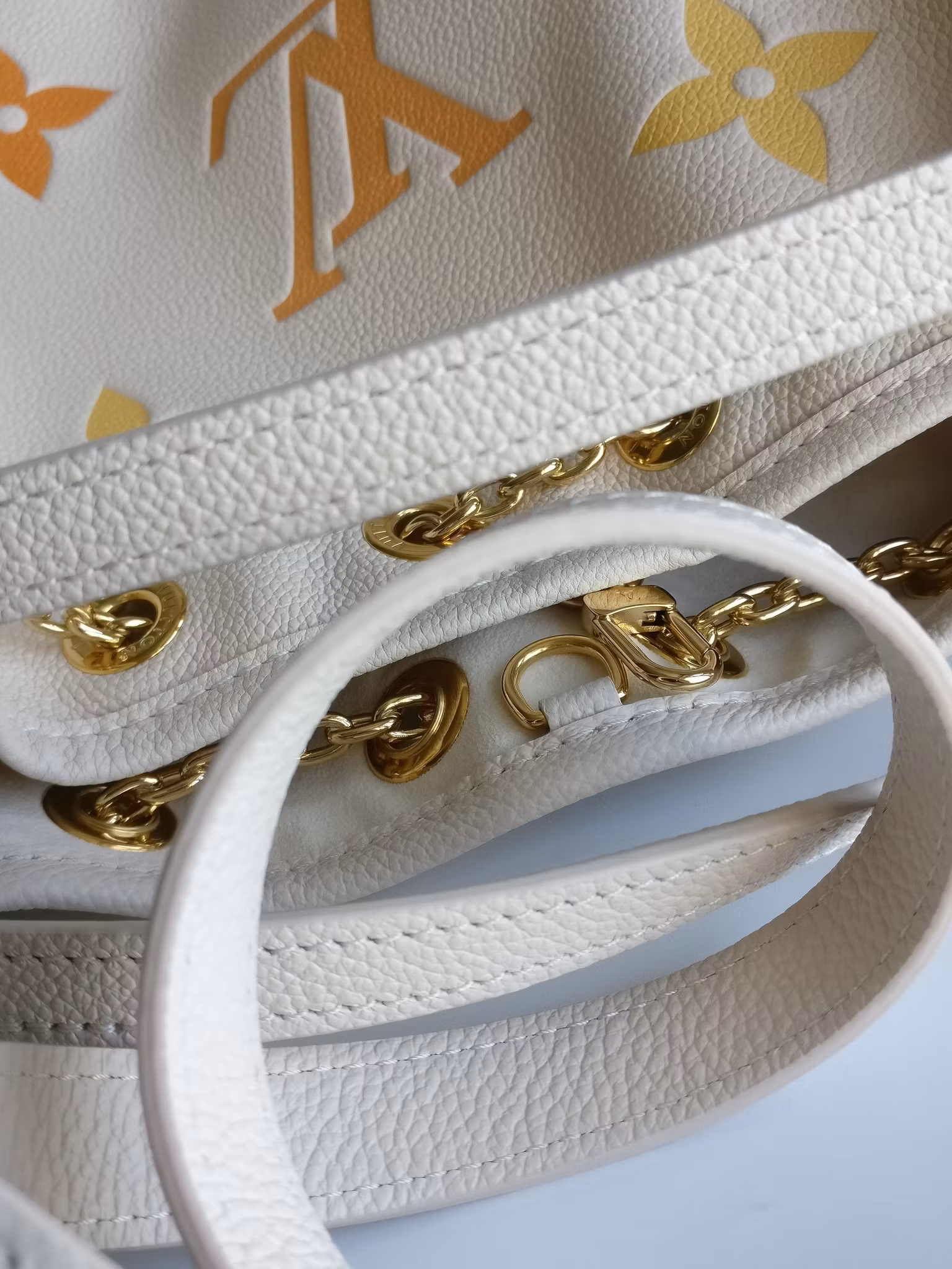 Louis Vuitton LV Summer Bundle 2 way