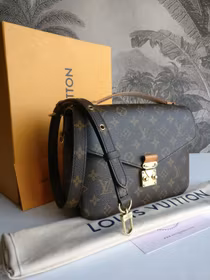Louis Vuitton Pochette Metis