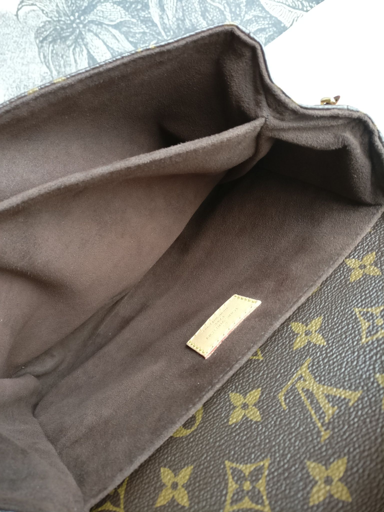 Louis Vuitton Pochette Metis
