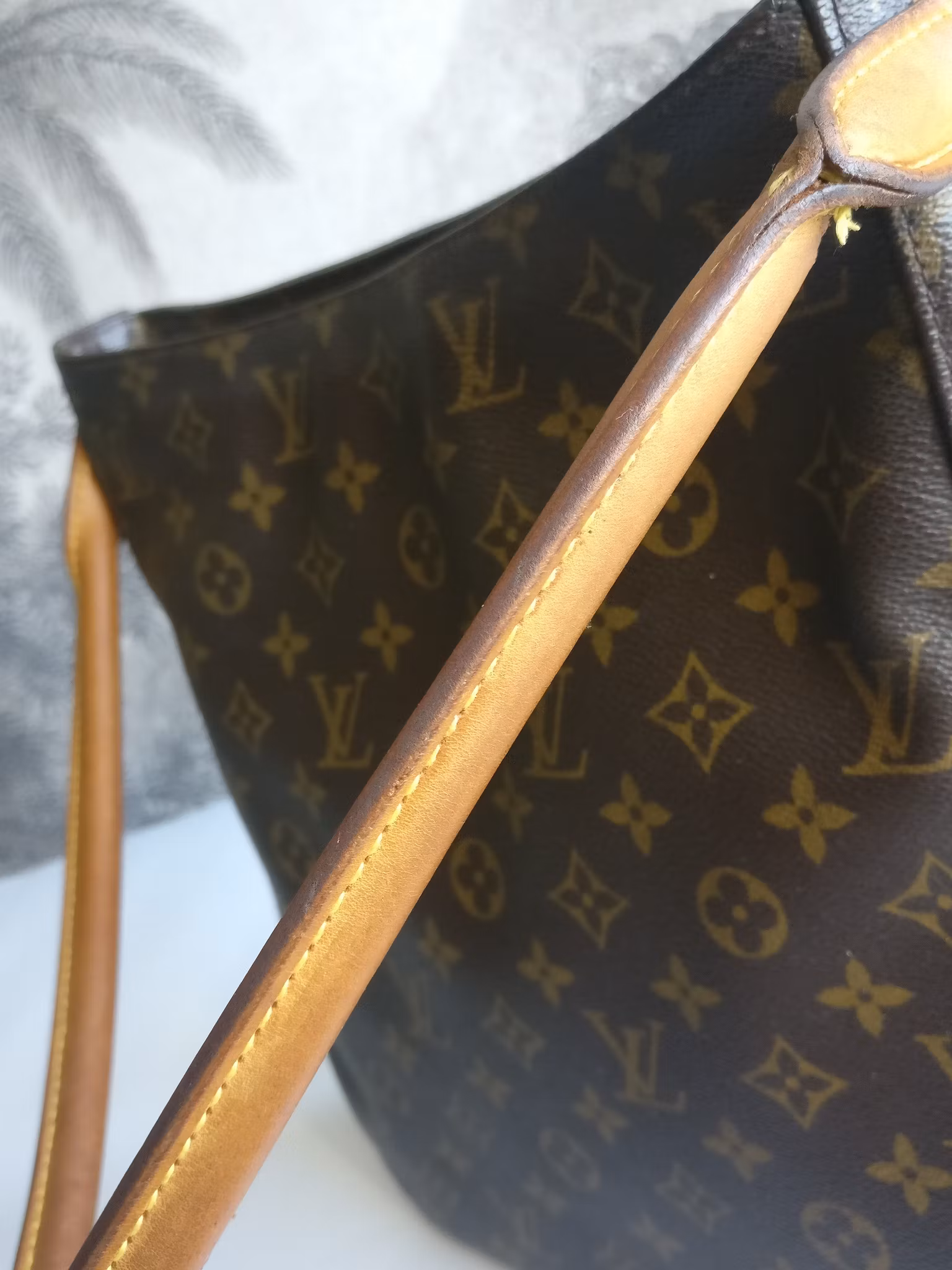Louis Vuitton Looping GM