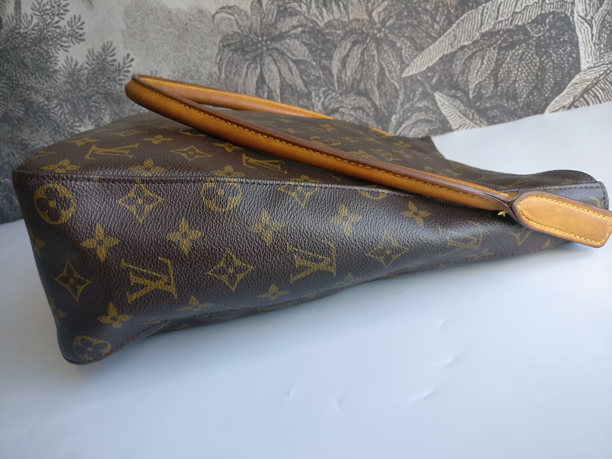 Louis Vuitton Looping GM