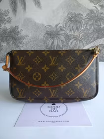Louis Vuitton Pochette Accessoires