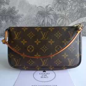 Louis Vuitton Pochette Accessoires