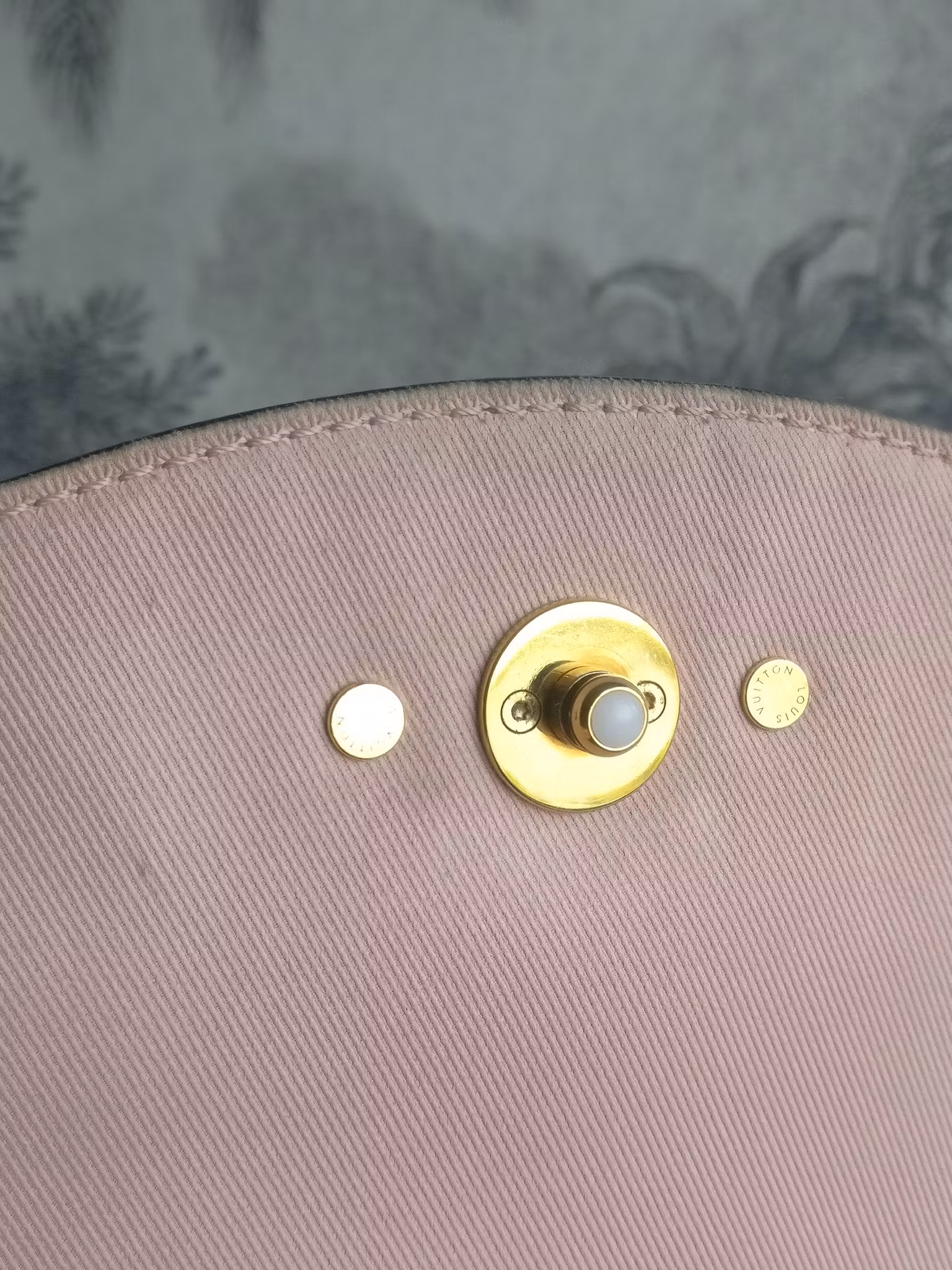 Louis Vuitton Blanche BB crossbody