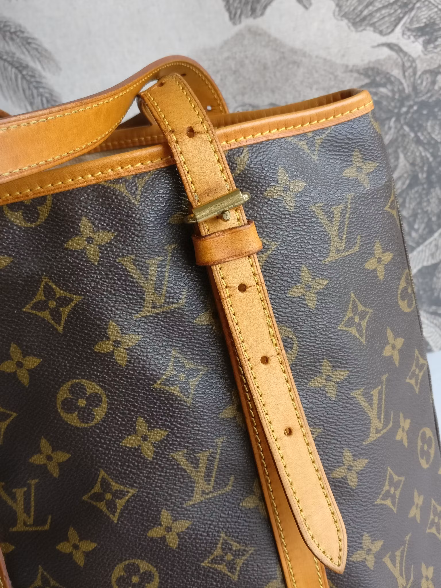 Louis Vuitton Bucket GM