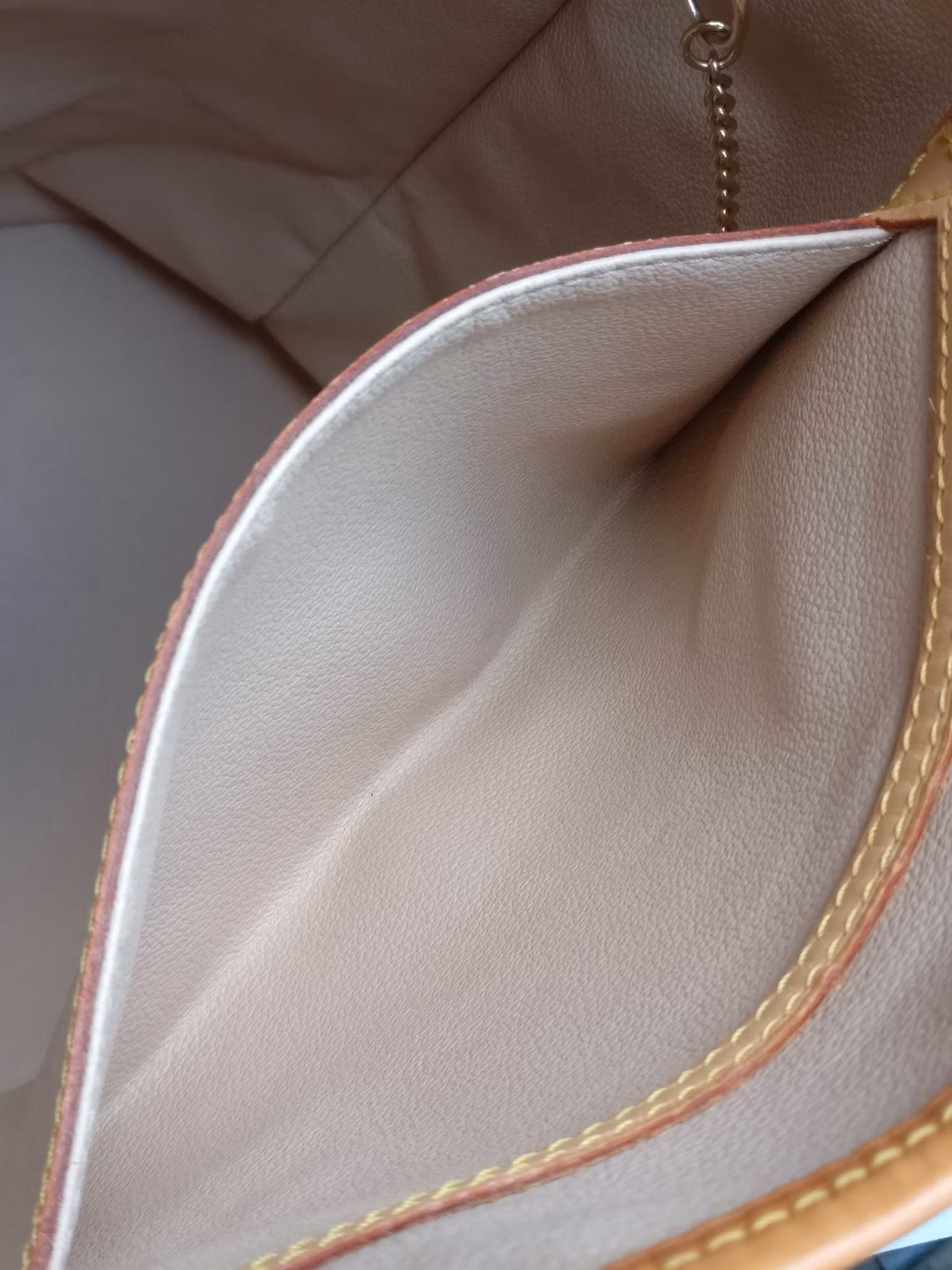 Louis Vuitton Bucket GM