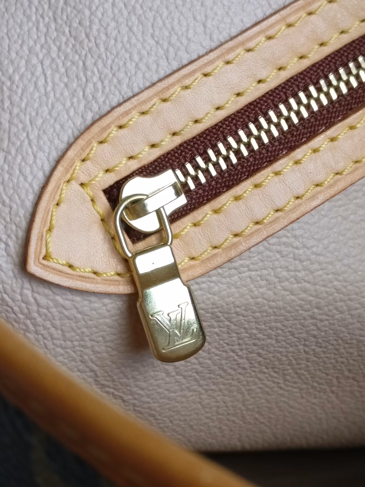Louis Vuitton Bucket GM