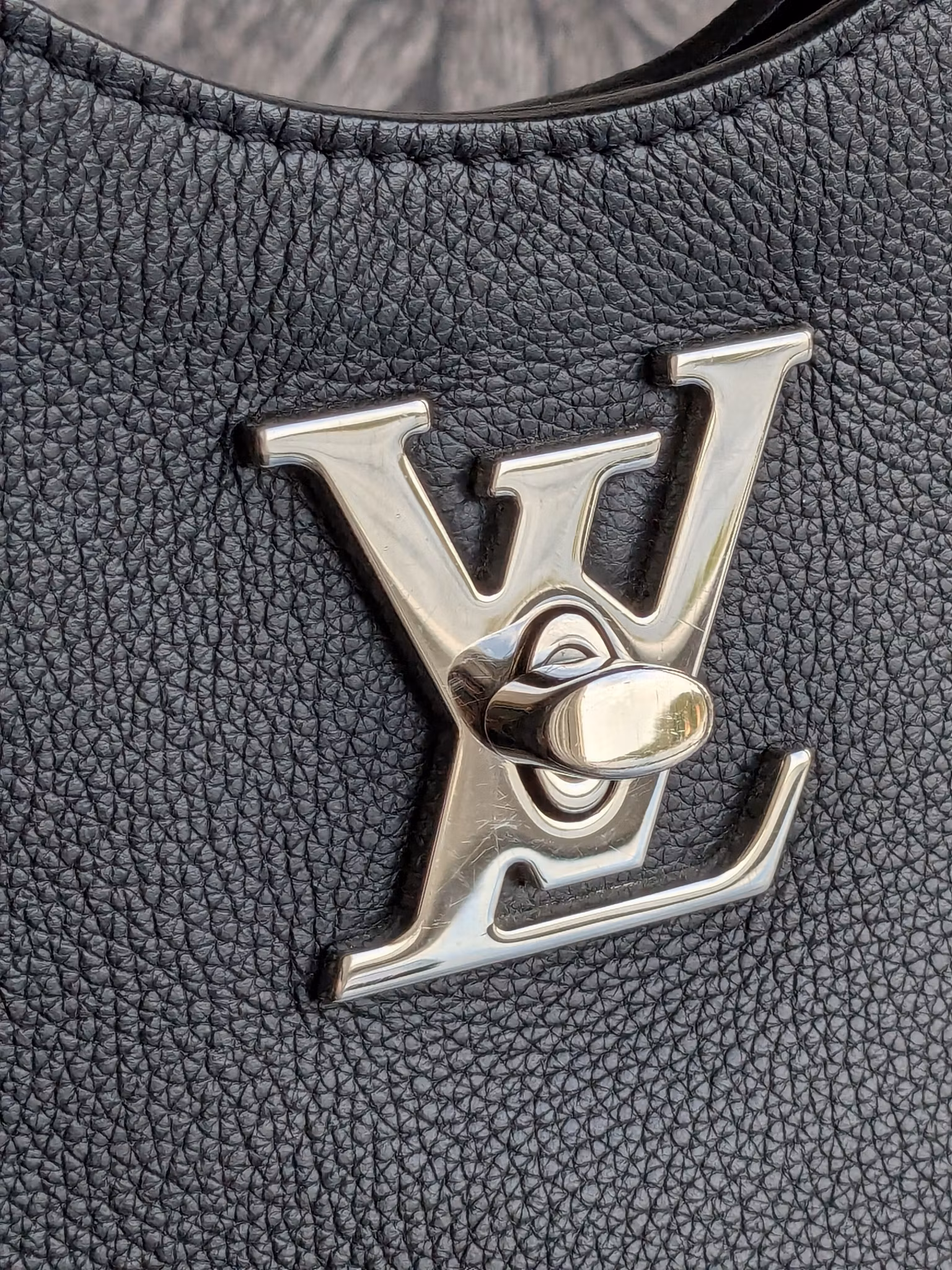 Louis Vuitton Lockme Hobo