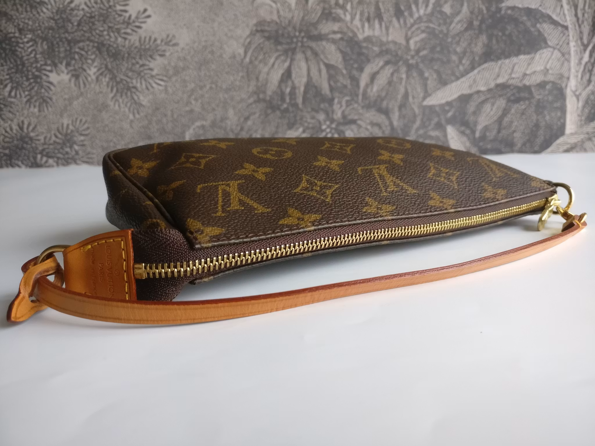 Louis Vuitton Pochette Accessoires