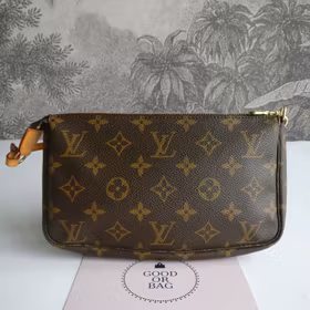 Louis Vuitton Pochette Accessoires