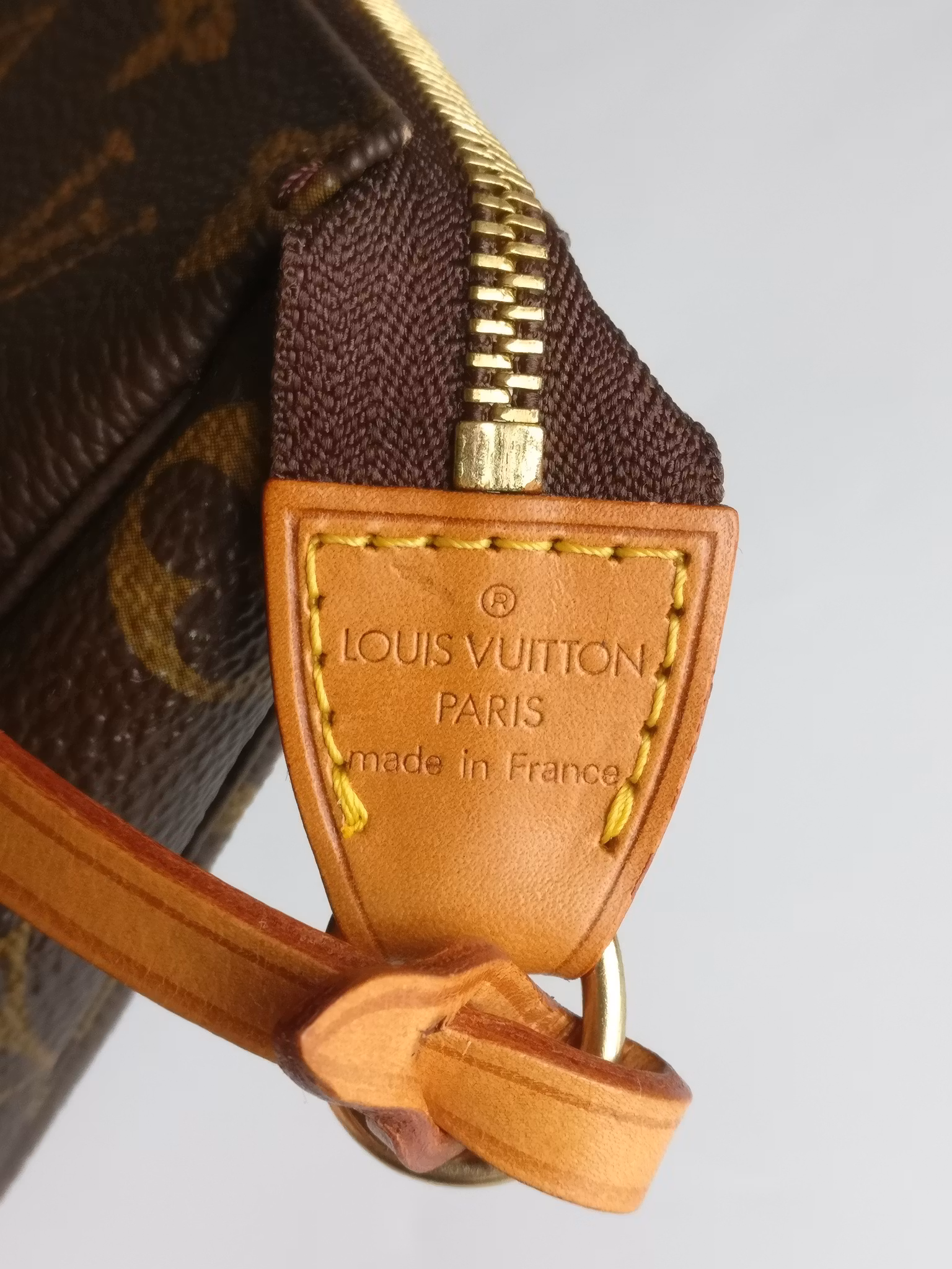 Louis Vuitton Pochette Accessoires