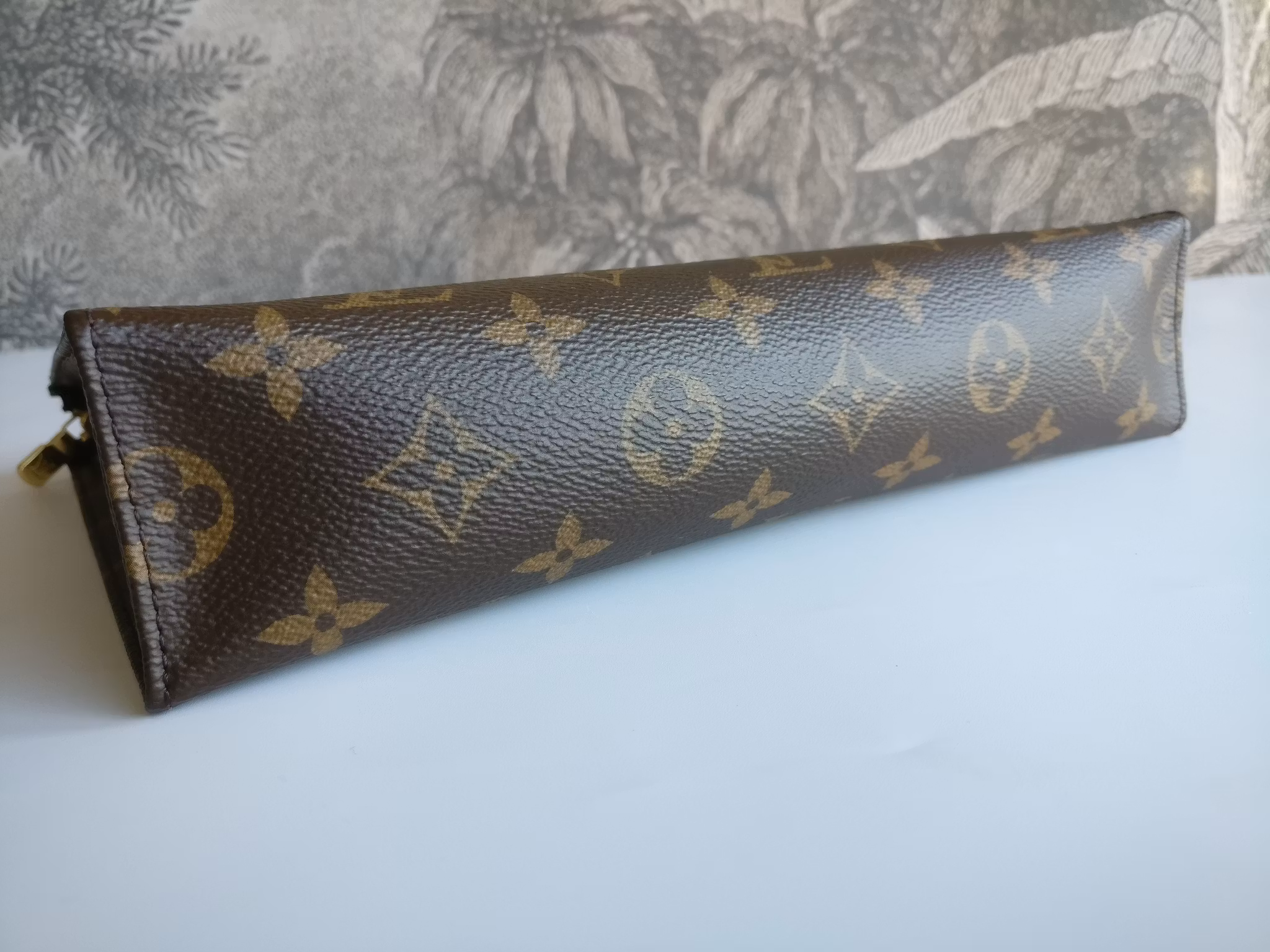 Louis Vuitton Toiletry pouch 26