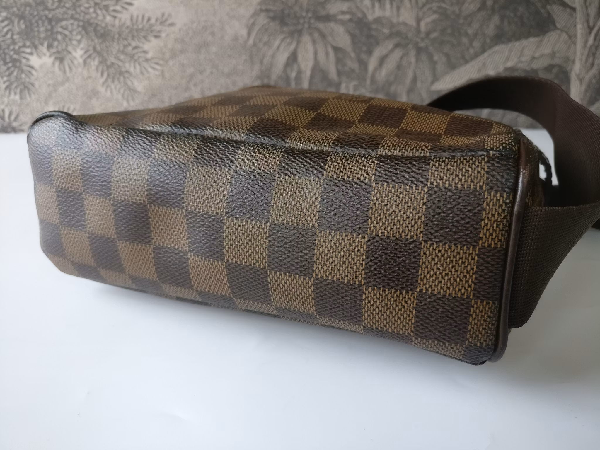 Louis Vuitton Olav PM messenger bag