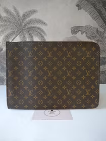Louis Vuitton Poche Documents
