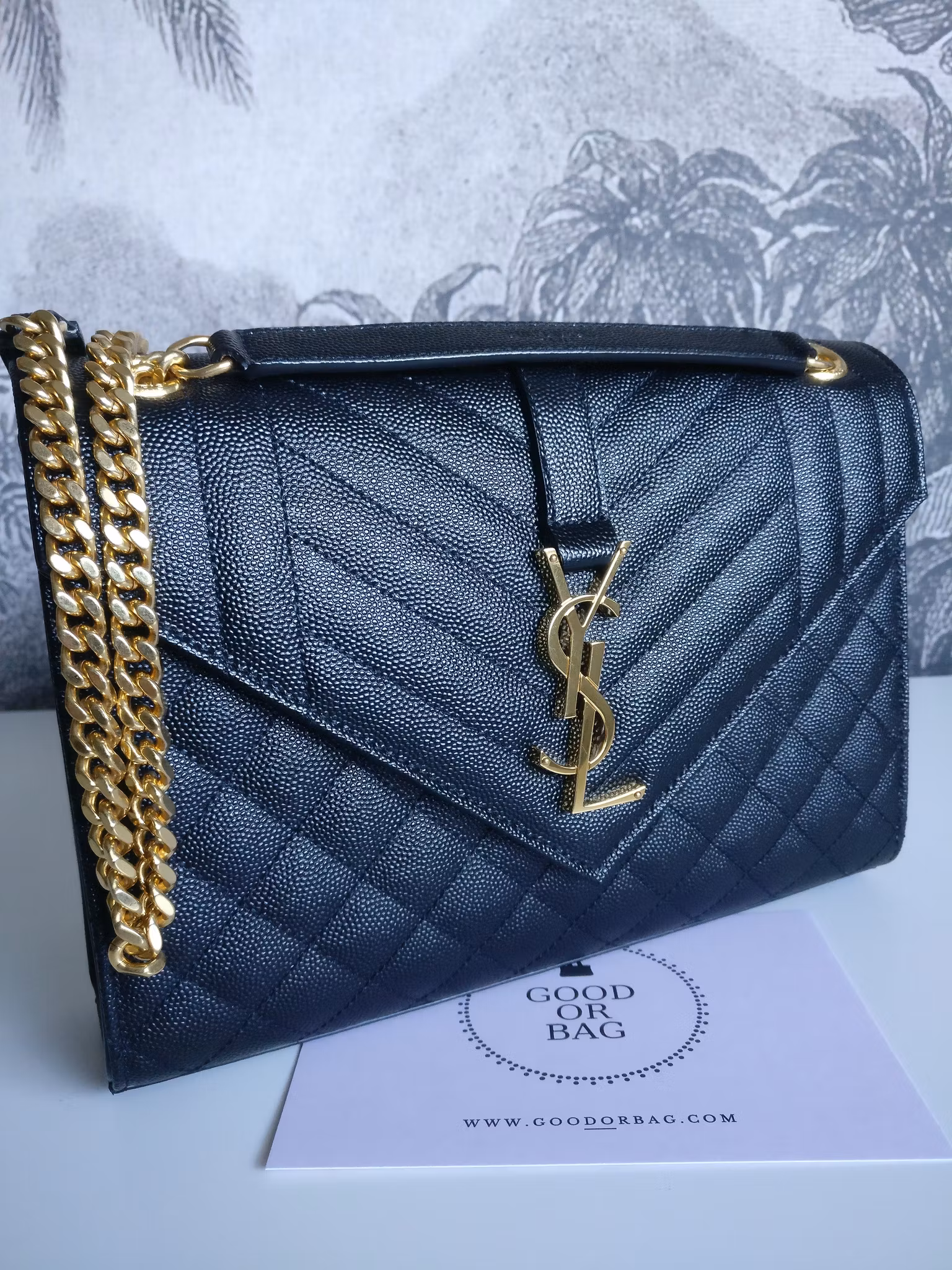 Saint Laurent Envelope Medium