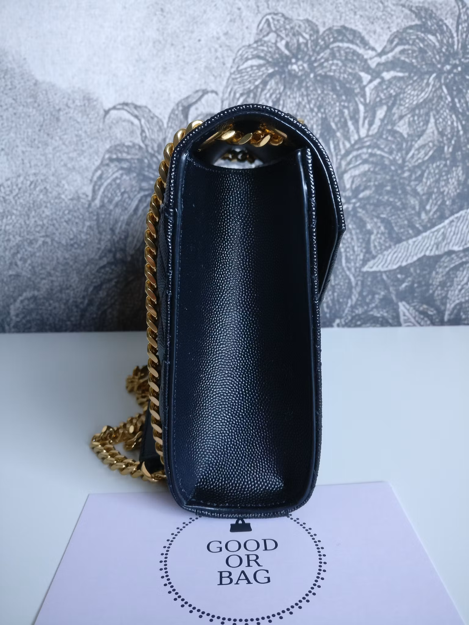 Saint Laurent Envelope Medium