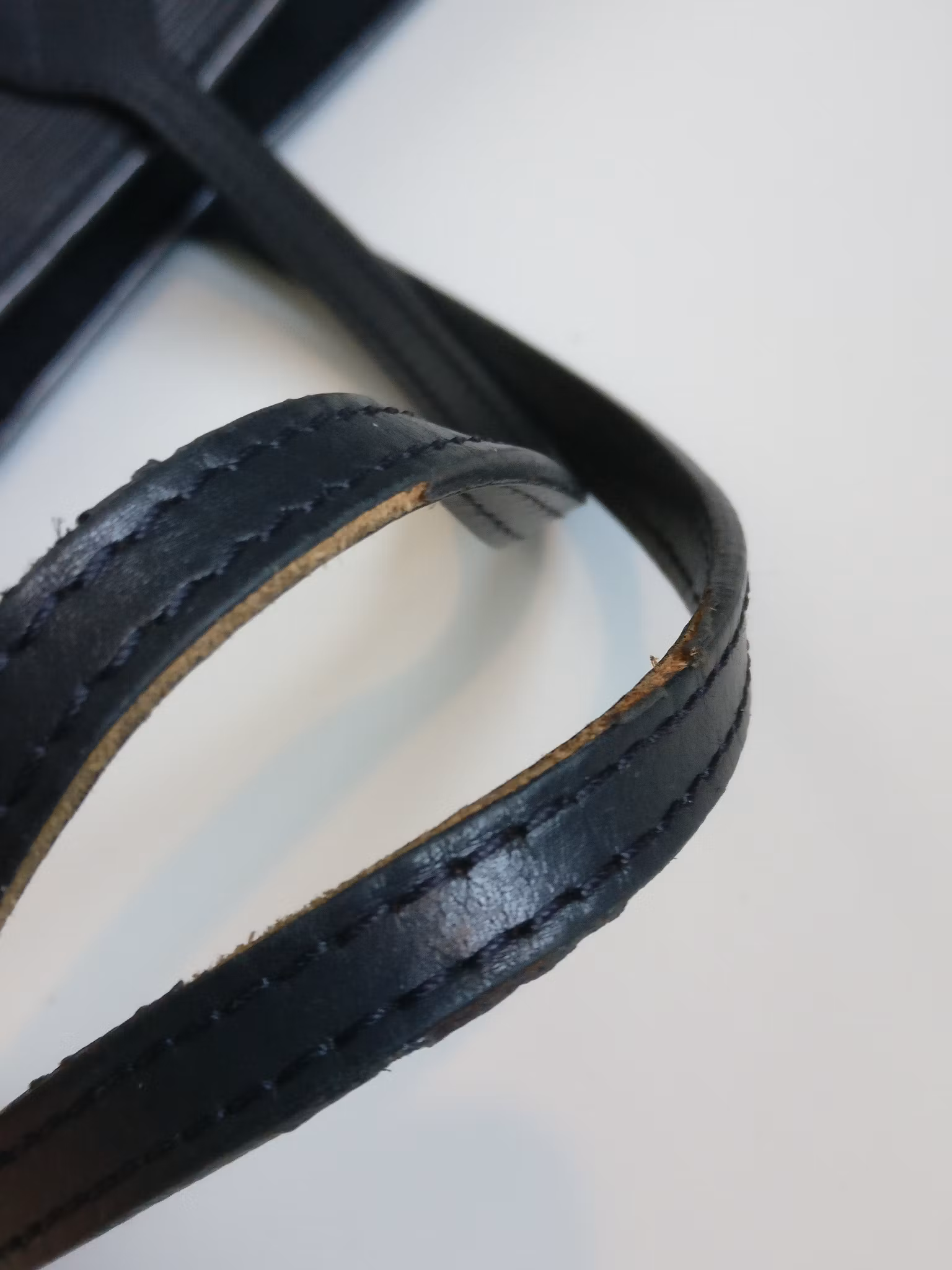 Louis Vuitton Neverfull MM black epi