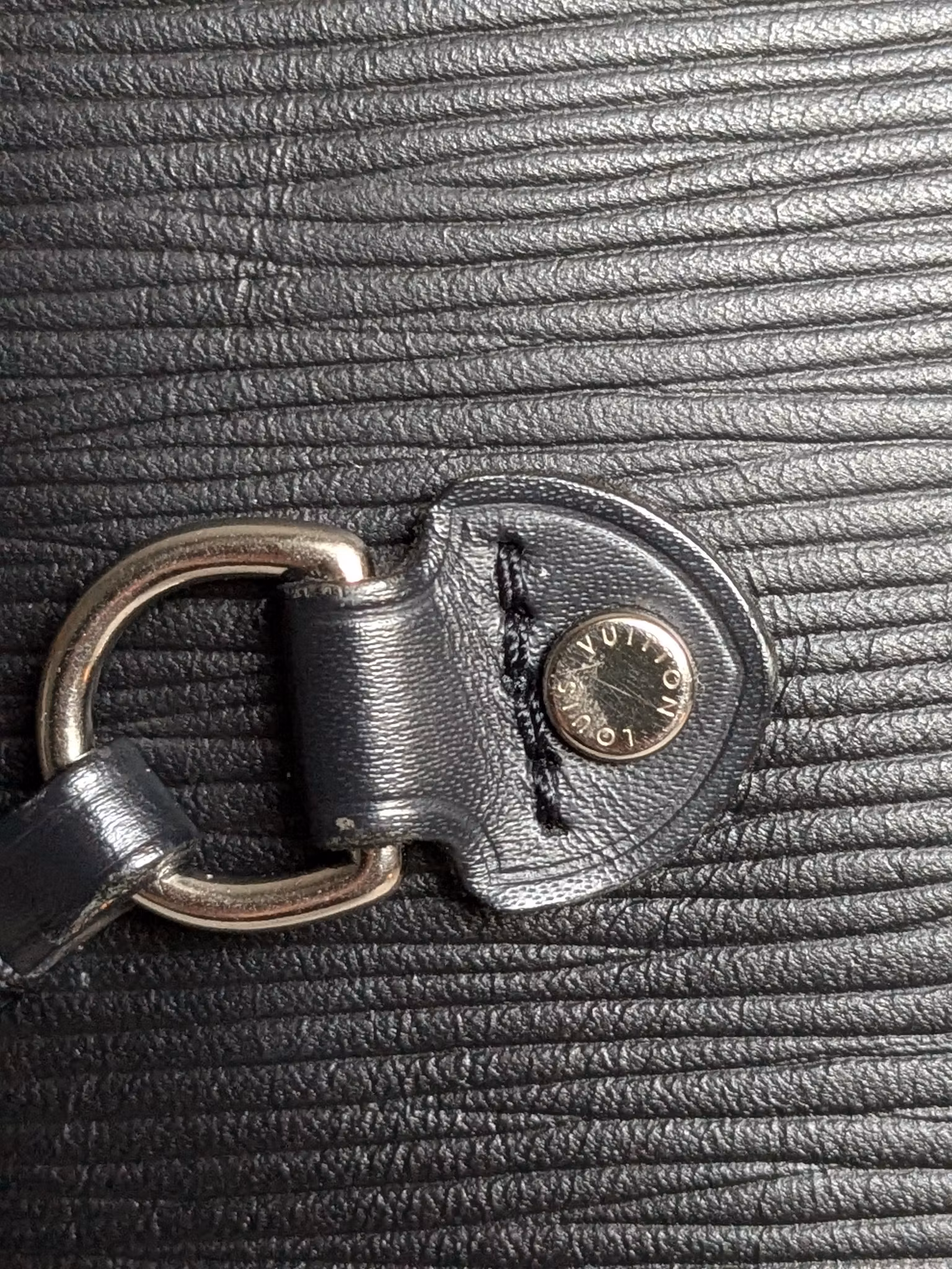 Louis Vuitton Neverfull MM black epi