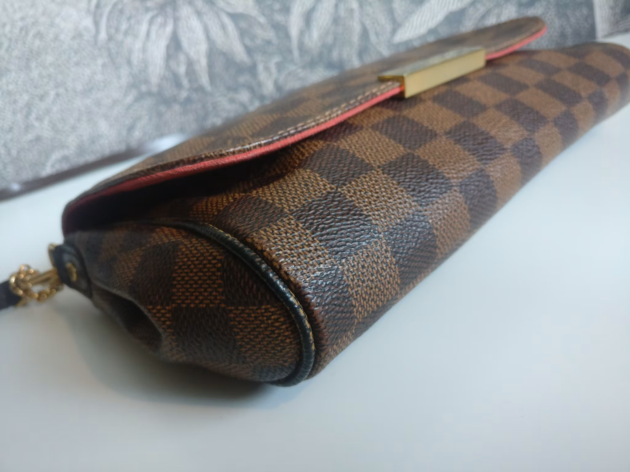 Louis Vuitton Favorite MM damier ebene
