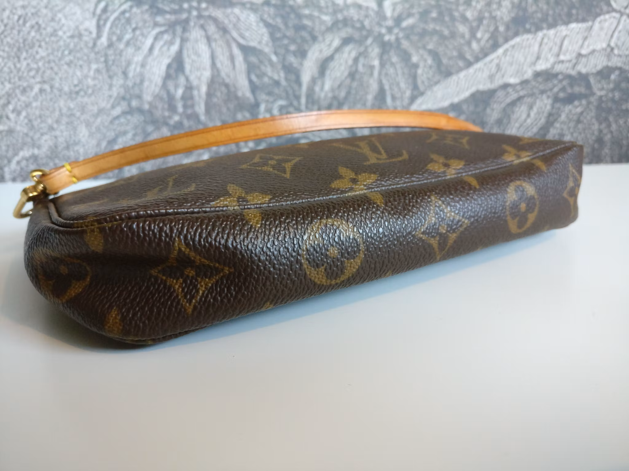 Louis Vuitton Pochette Accessoires