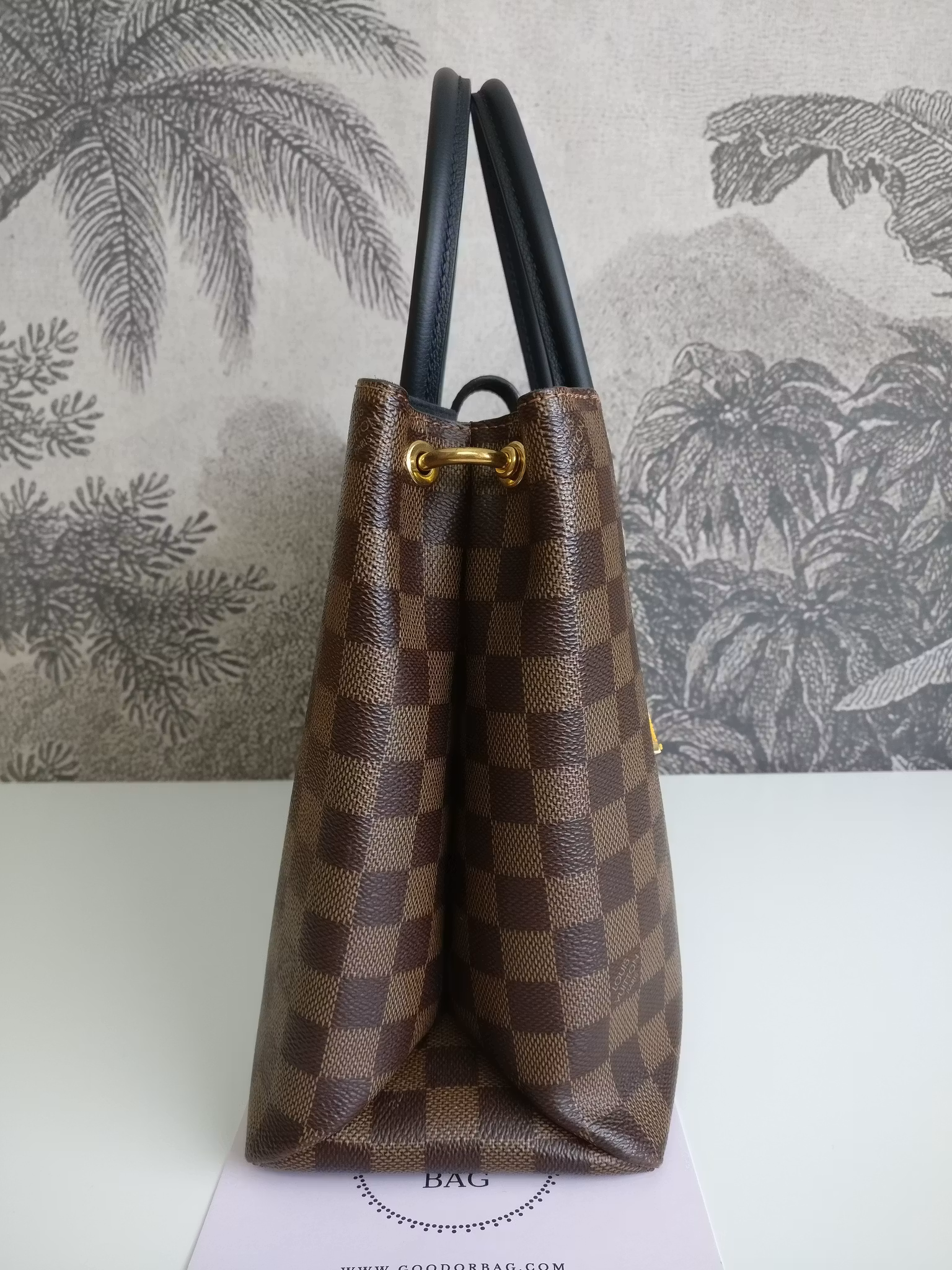 Louis Vuitton Riverside