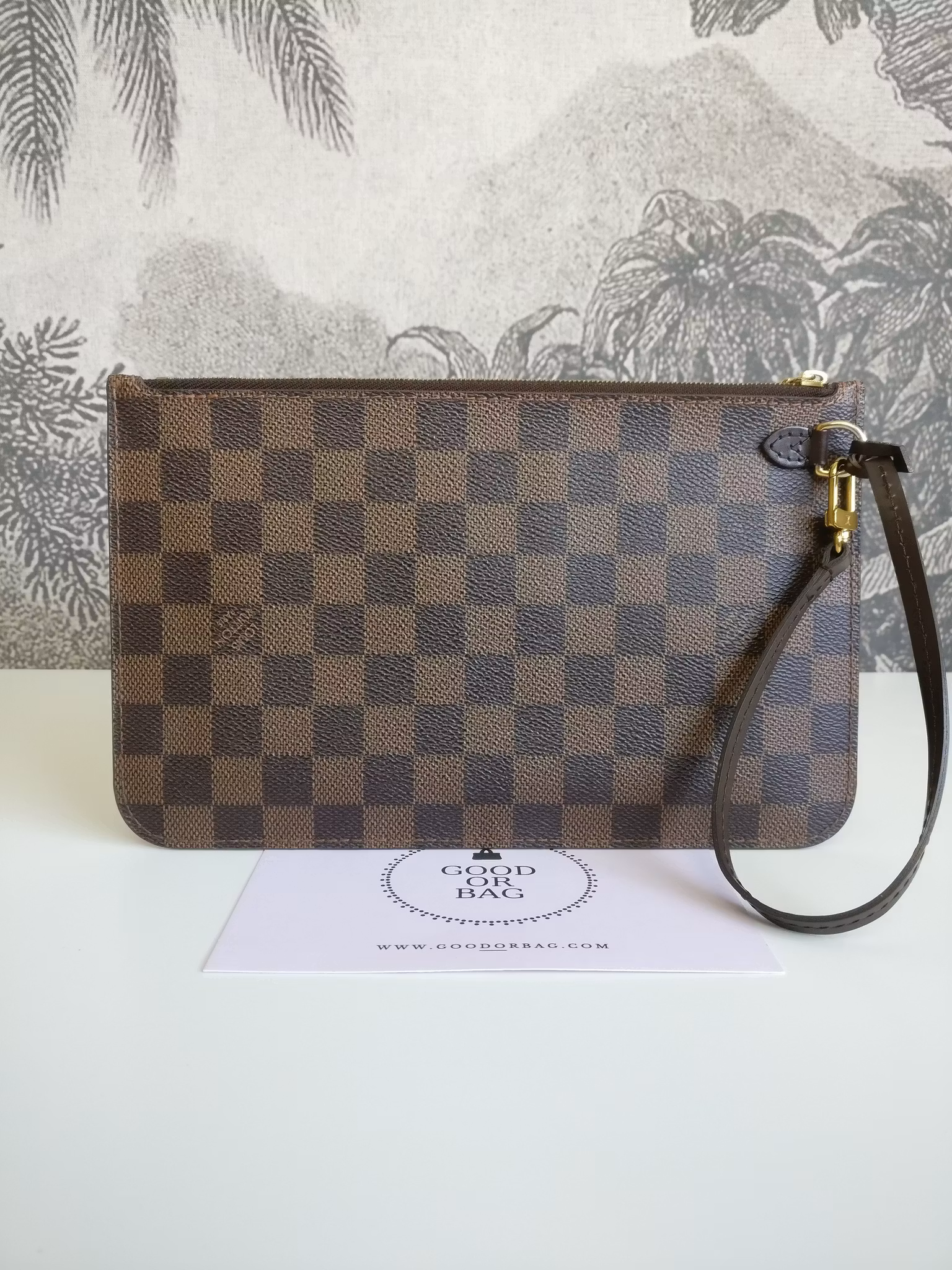 Louis Vuitton Neverfull MM/GM clutch