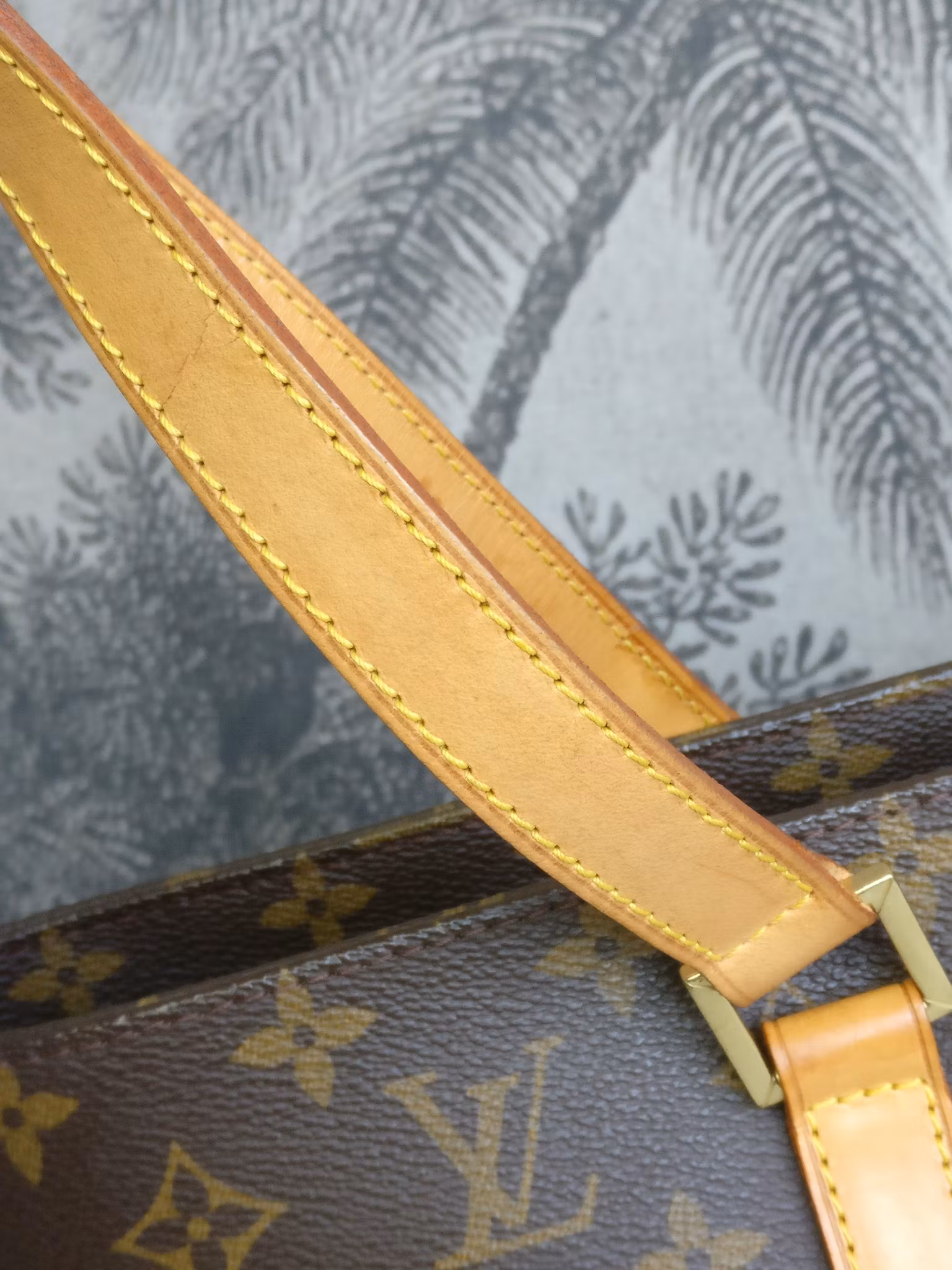 Louis Vuitton Luco shoulder bag