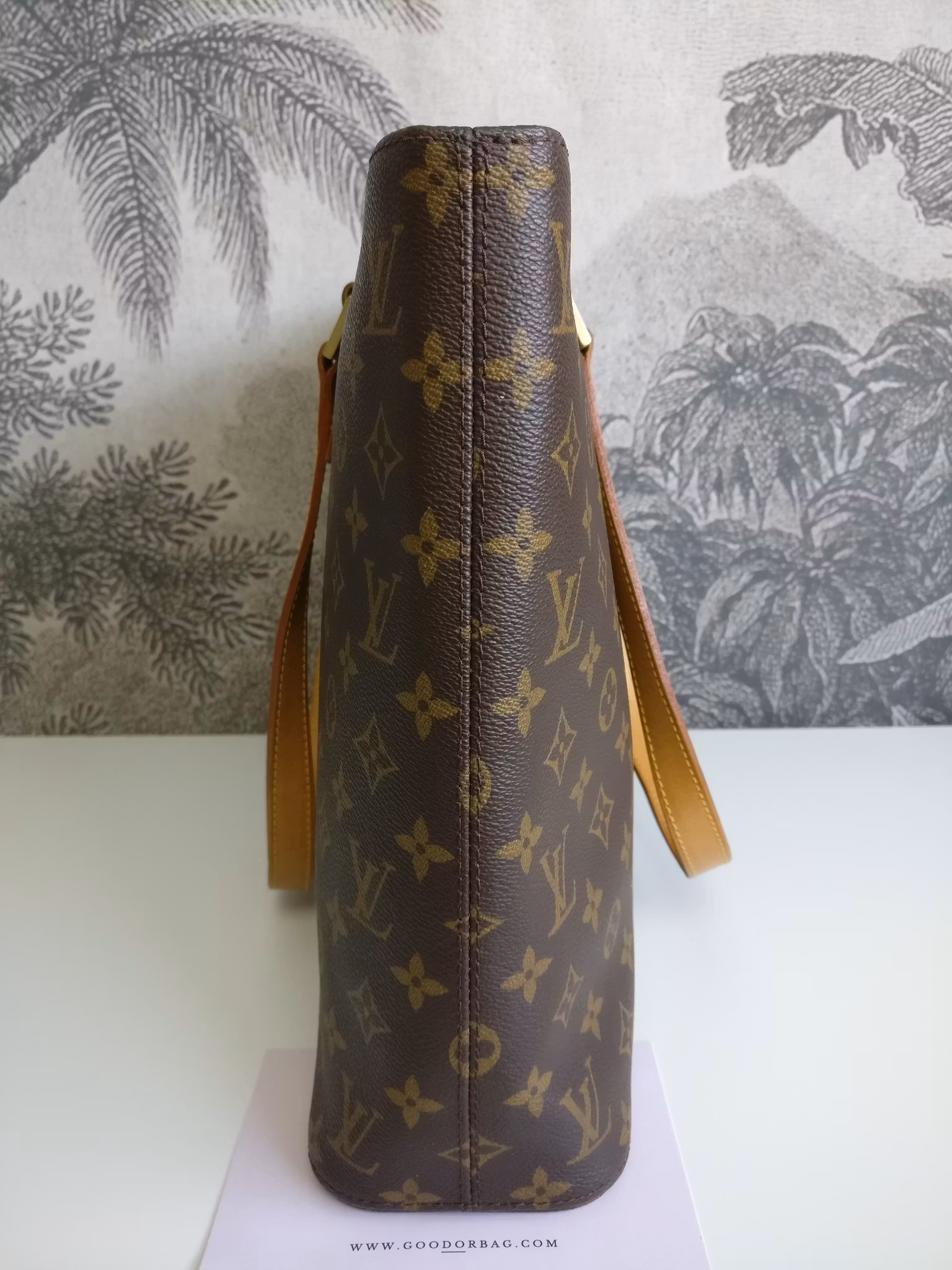 Louis Vuitton Luco shoulder bag