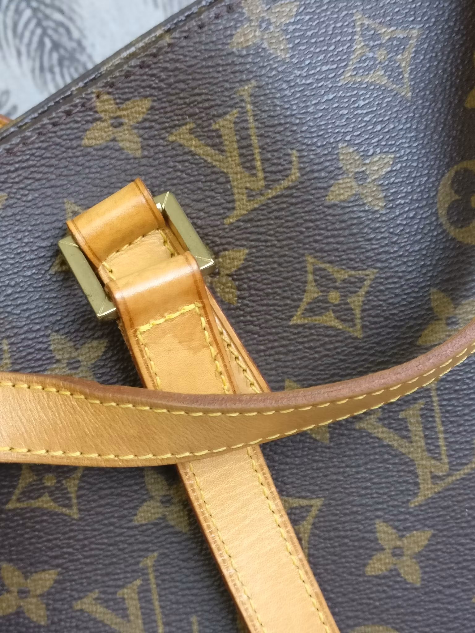 Louis Vuitton Luco shoulder bag