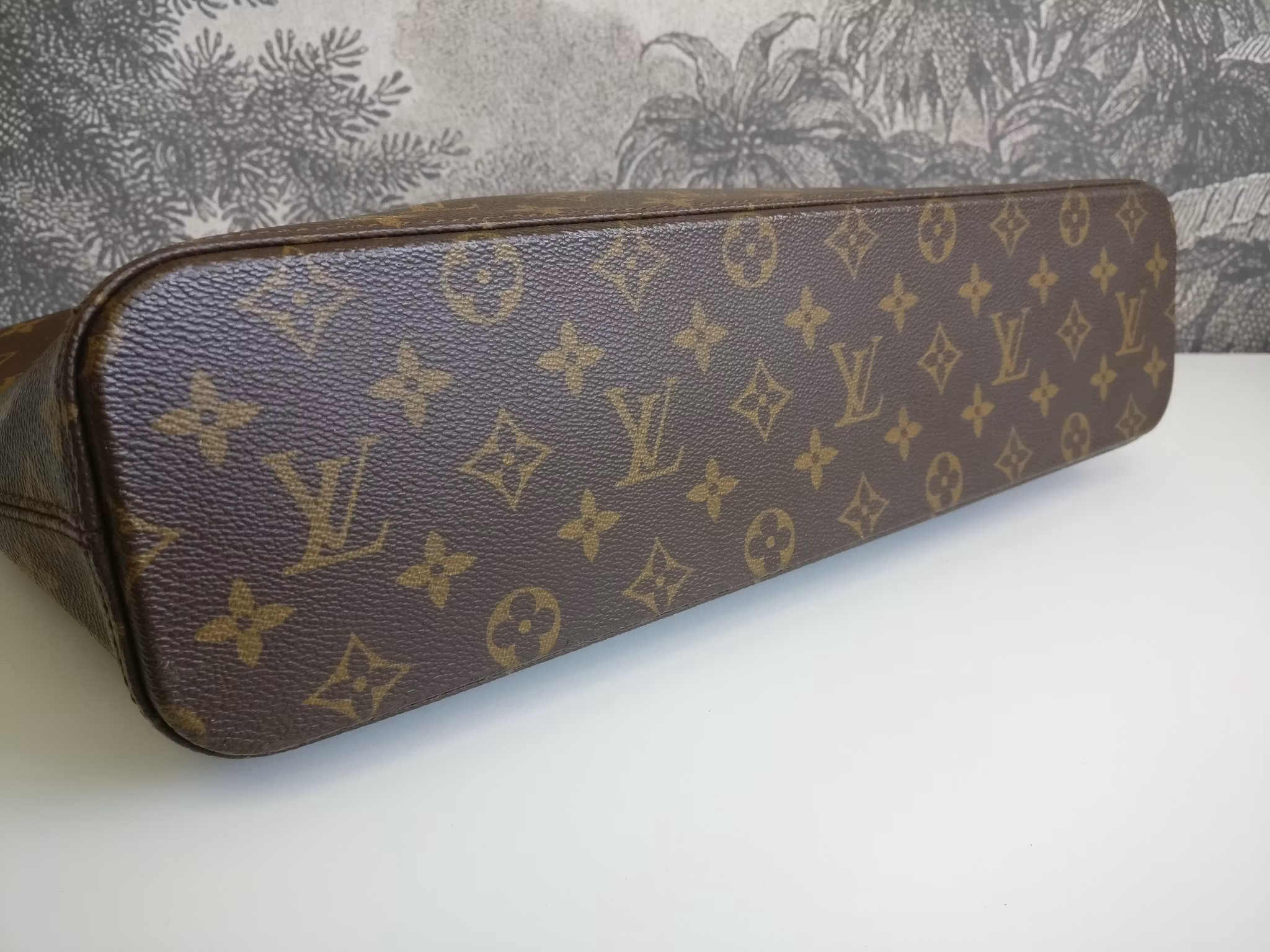 Louis Vuitton Luco shoulder bag