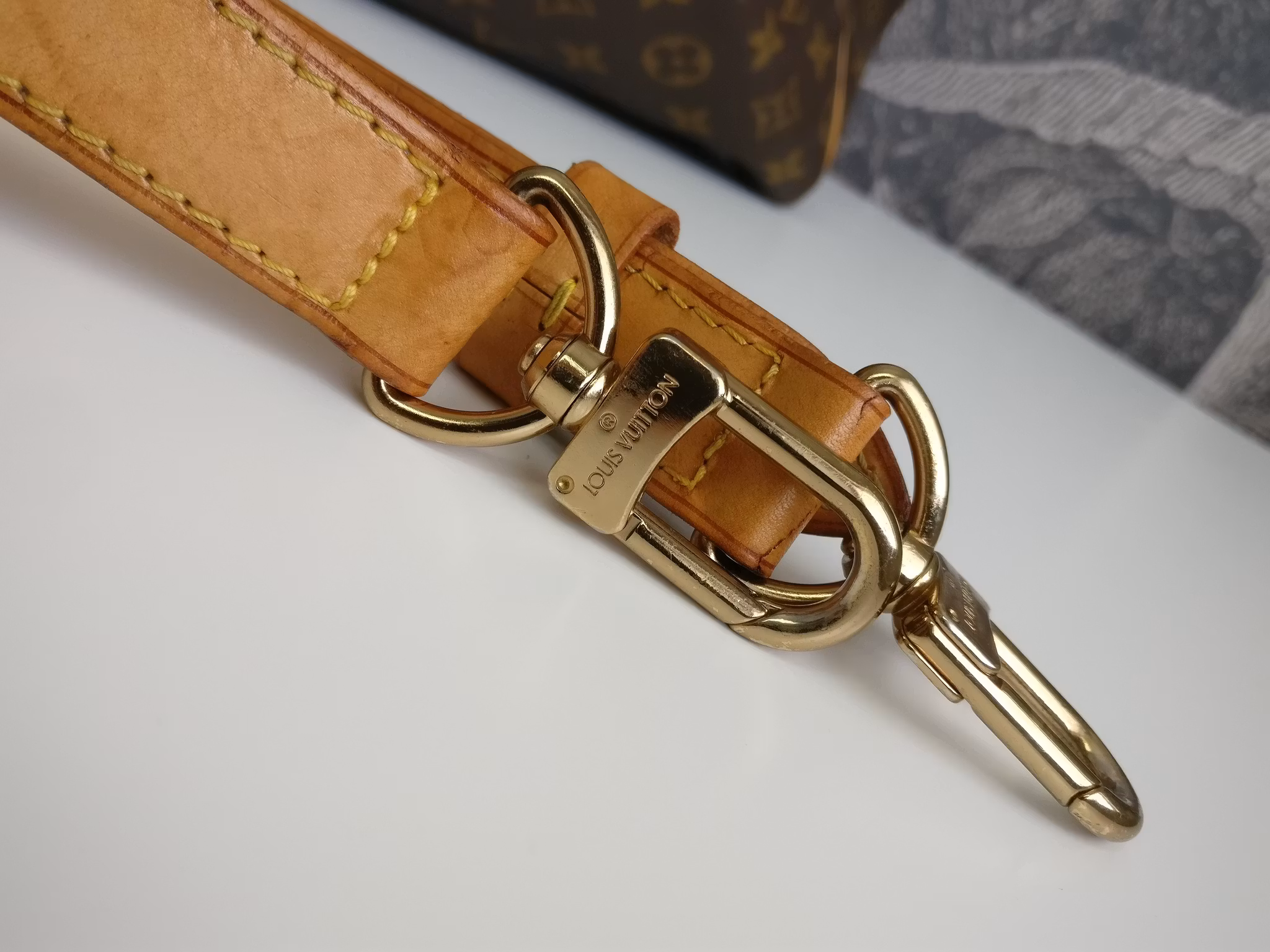 Louis Vuitton Keepall bandouliere 55