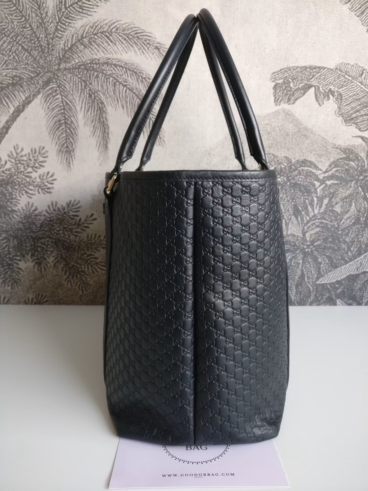 Gucci Microguccissima leather tote