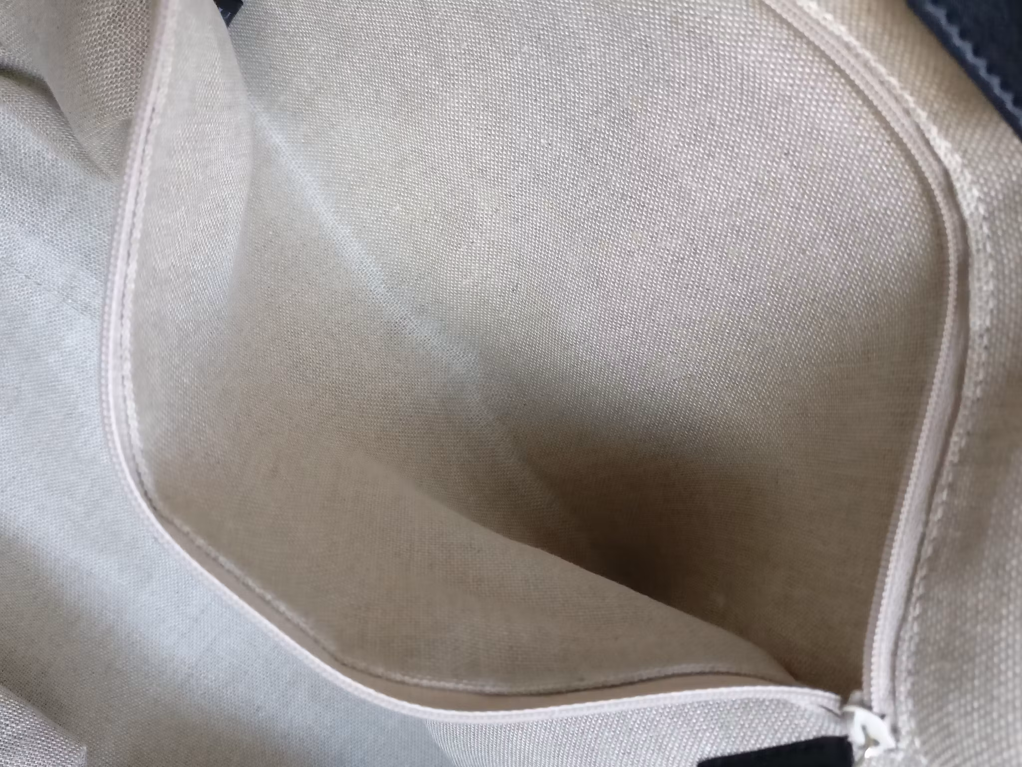 Gucci Microguccissima leather tote