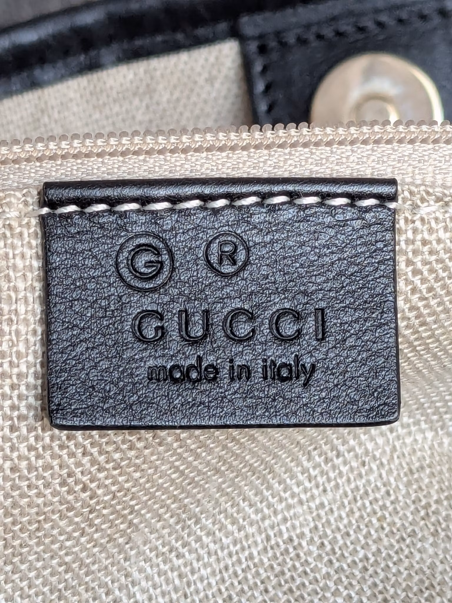Gucci Microguccissima leather tote