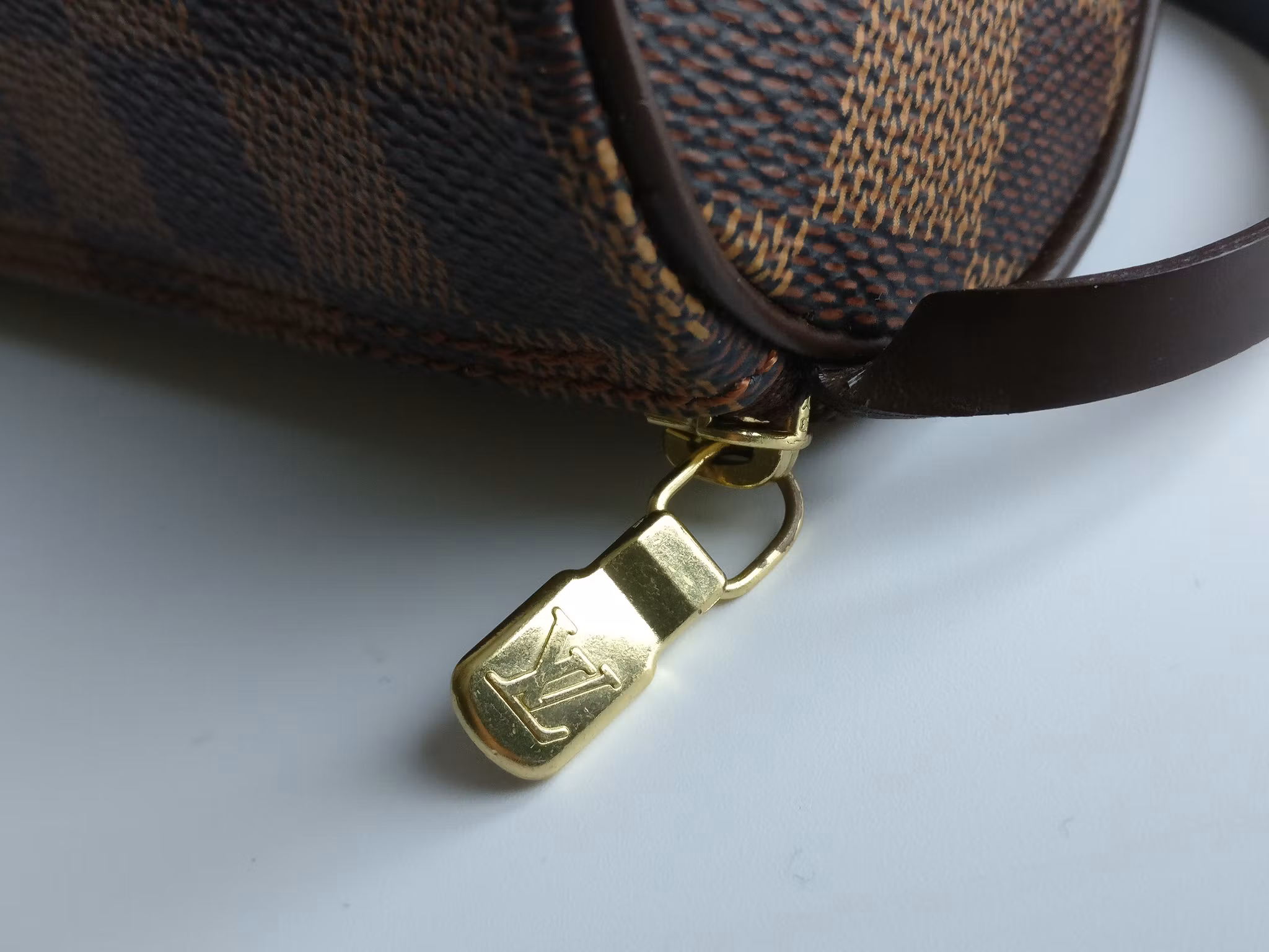 Louis Vuitton Papillon pochette