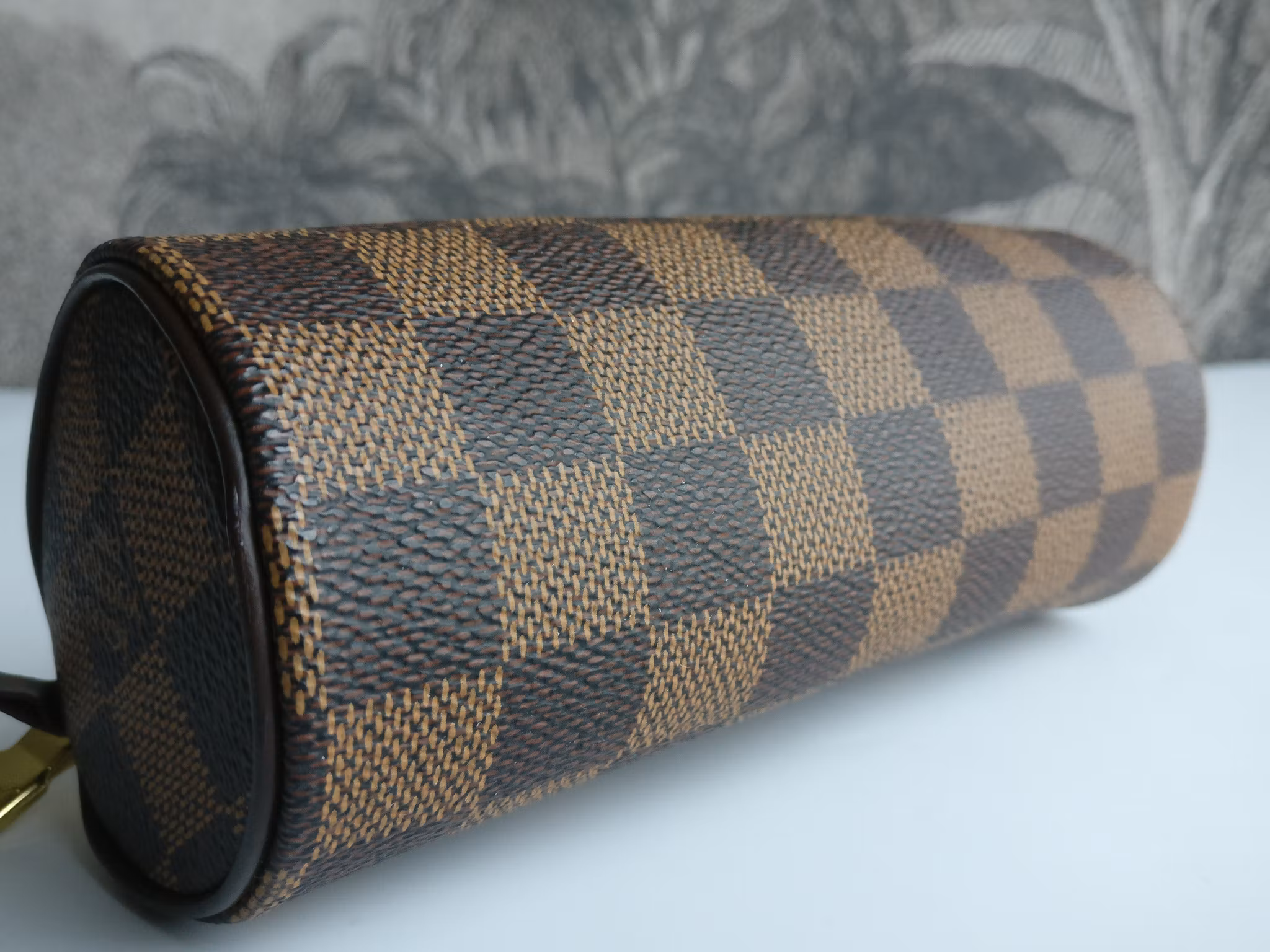 Louis Vuitton Papillon pochette