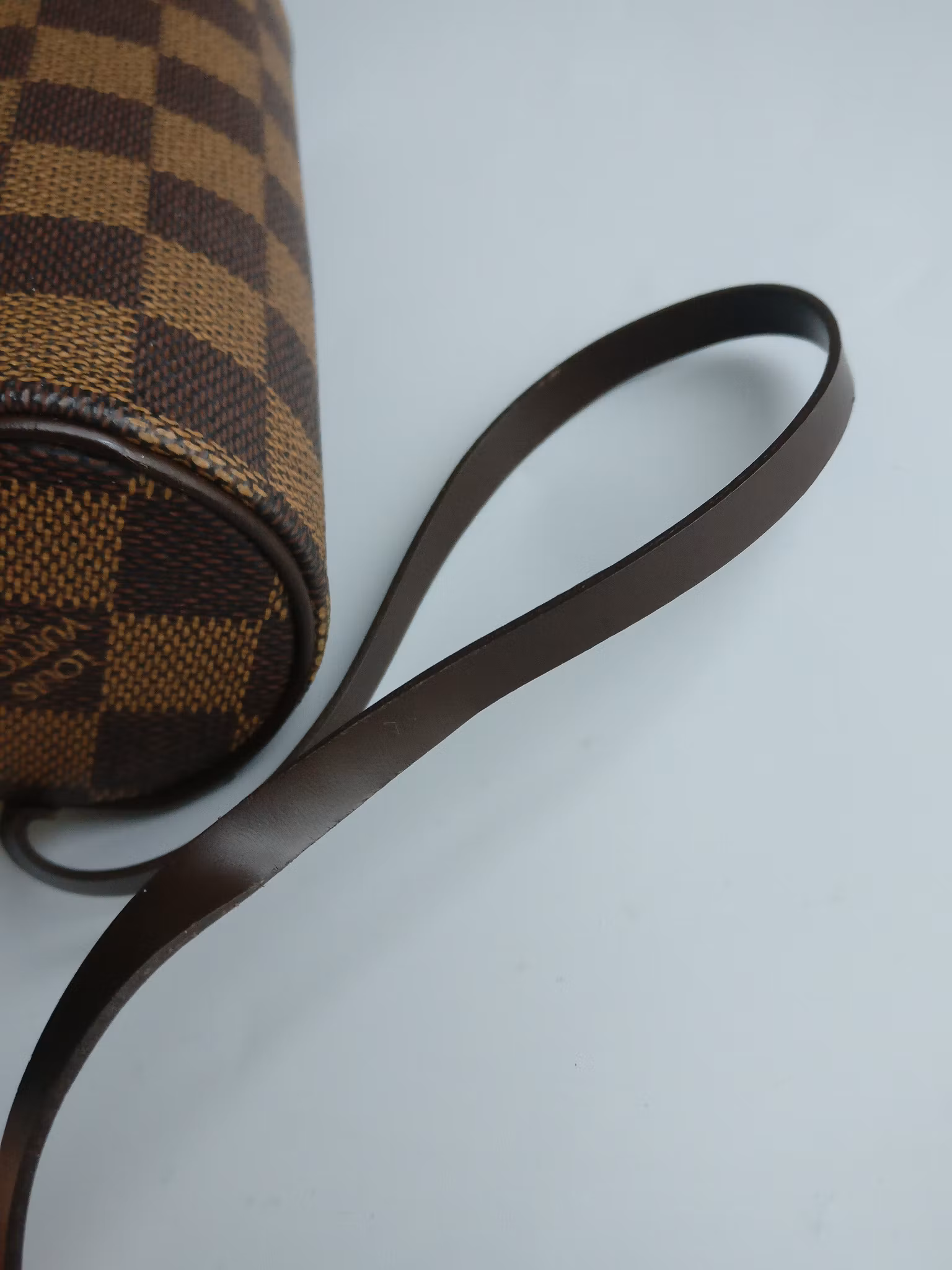 Louis Vuitton Papillon pochette