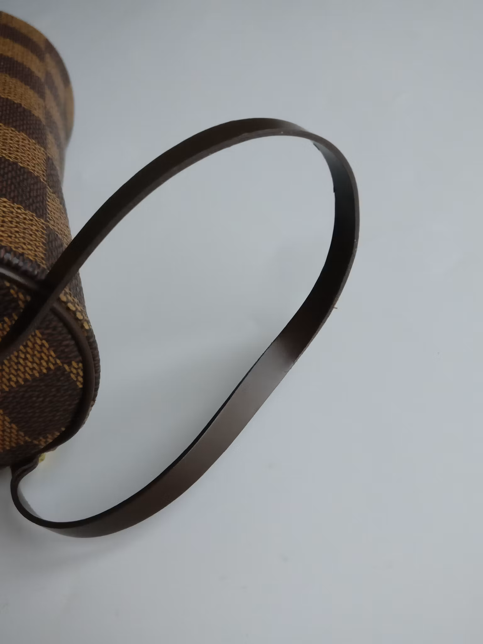 Louis Vuitton Papillon pochette