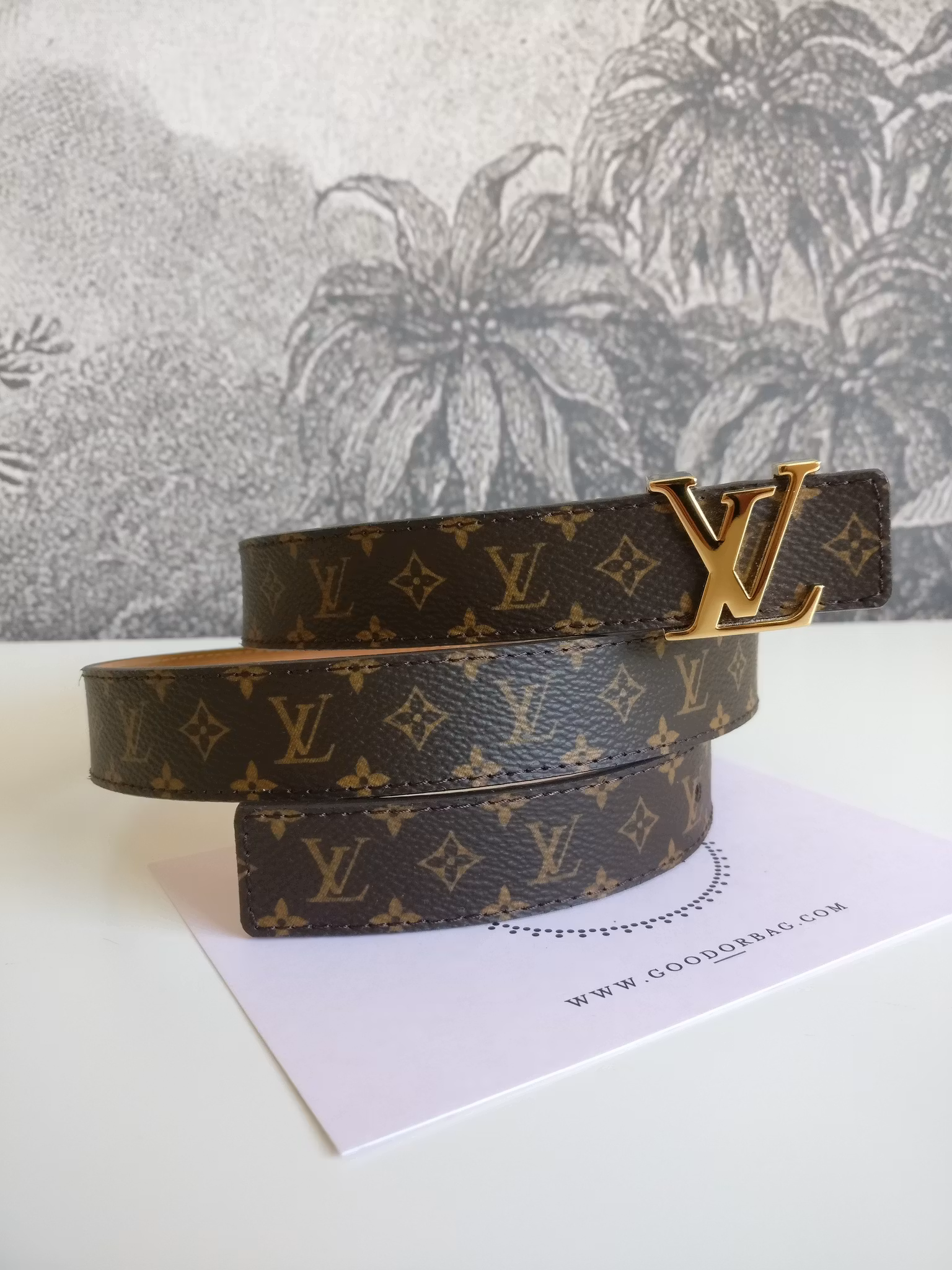 Louis Vuitton Mini Monogram Initiales belt