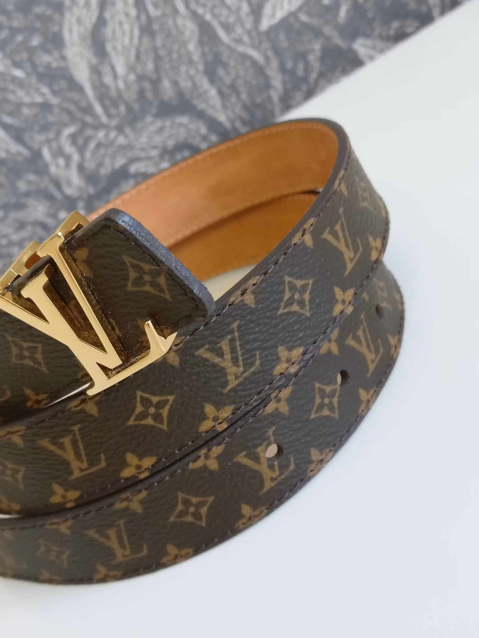 Louis Vuitton Mini Monogram Initiales belt
