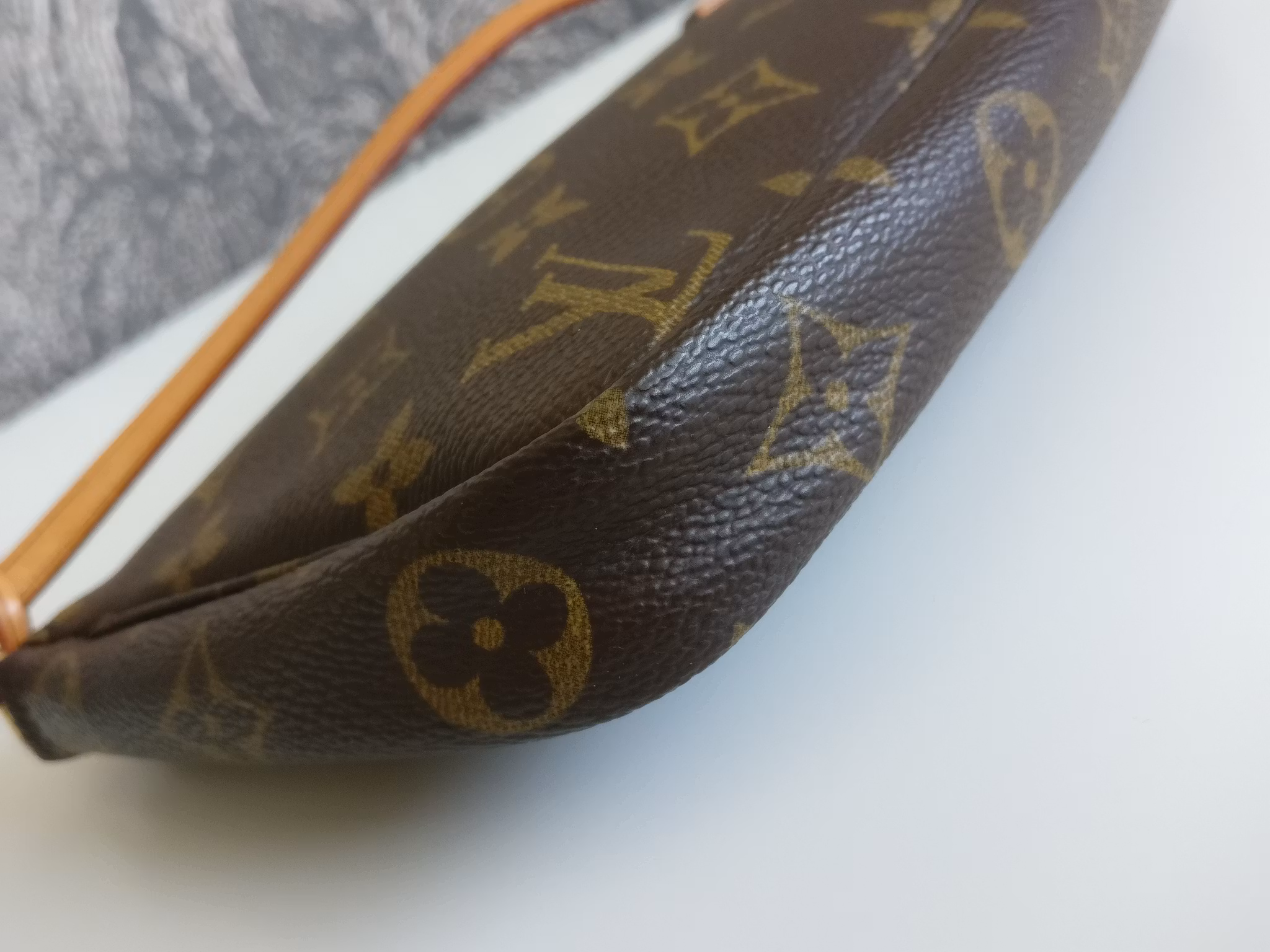 Louis Vuitton Pochette Accessoires