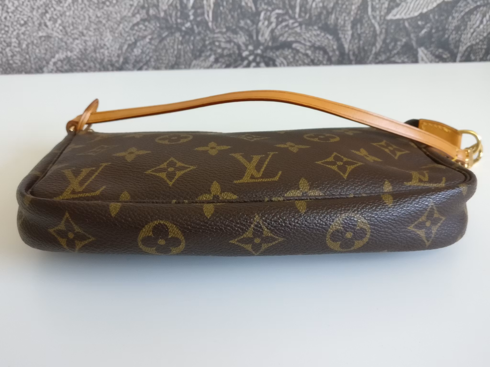 Louis Vuitton Pochette Accessoires